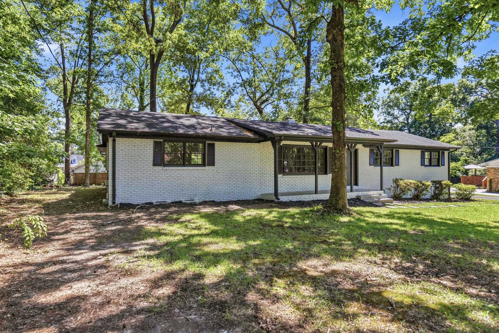 131 Ridgeway Road, Spartanburg, SC 29301 — photo 2