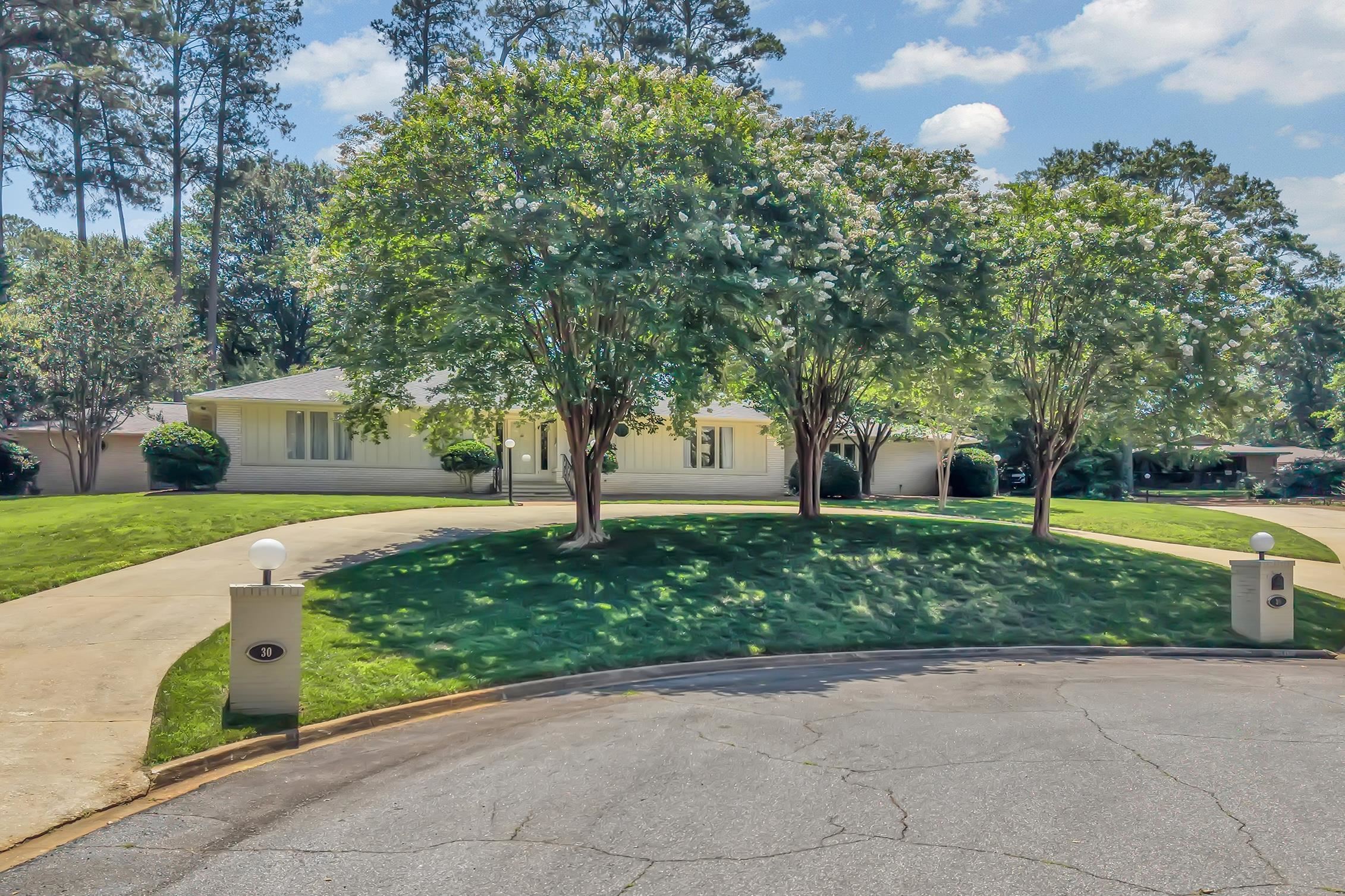 30 Pinto Court — photo