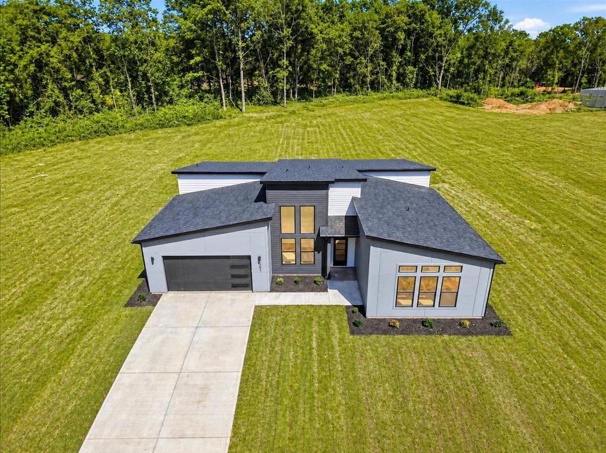 2021 Blessed Drive, Inman, SC 29349 — photo 2
