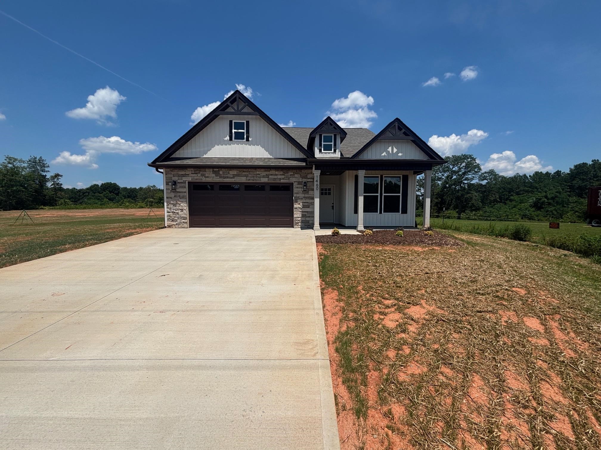 1460 Pleasant School Road — photo