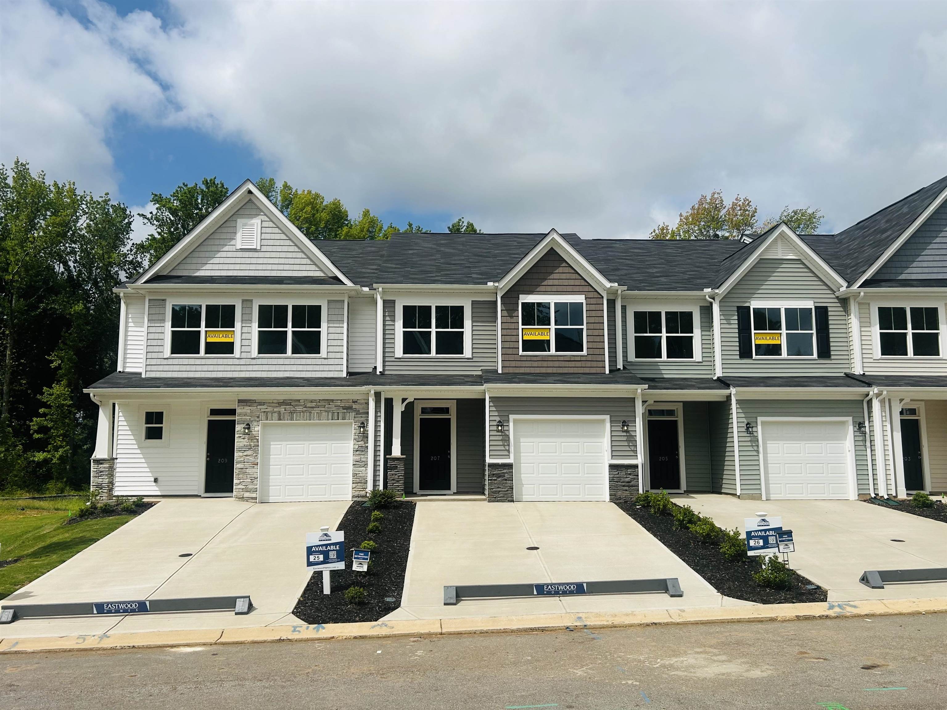 207 Spartina Court — photo