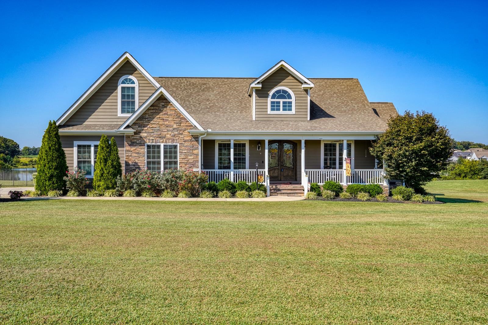 109 N. Stallion Dr. — photo