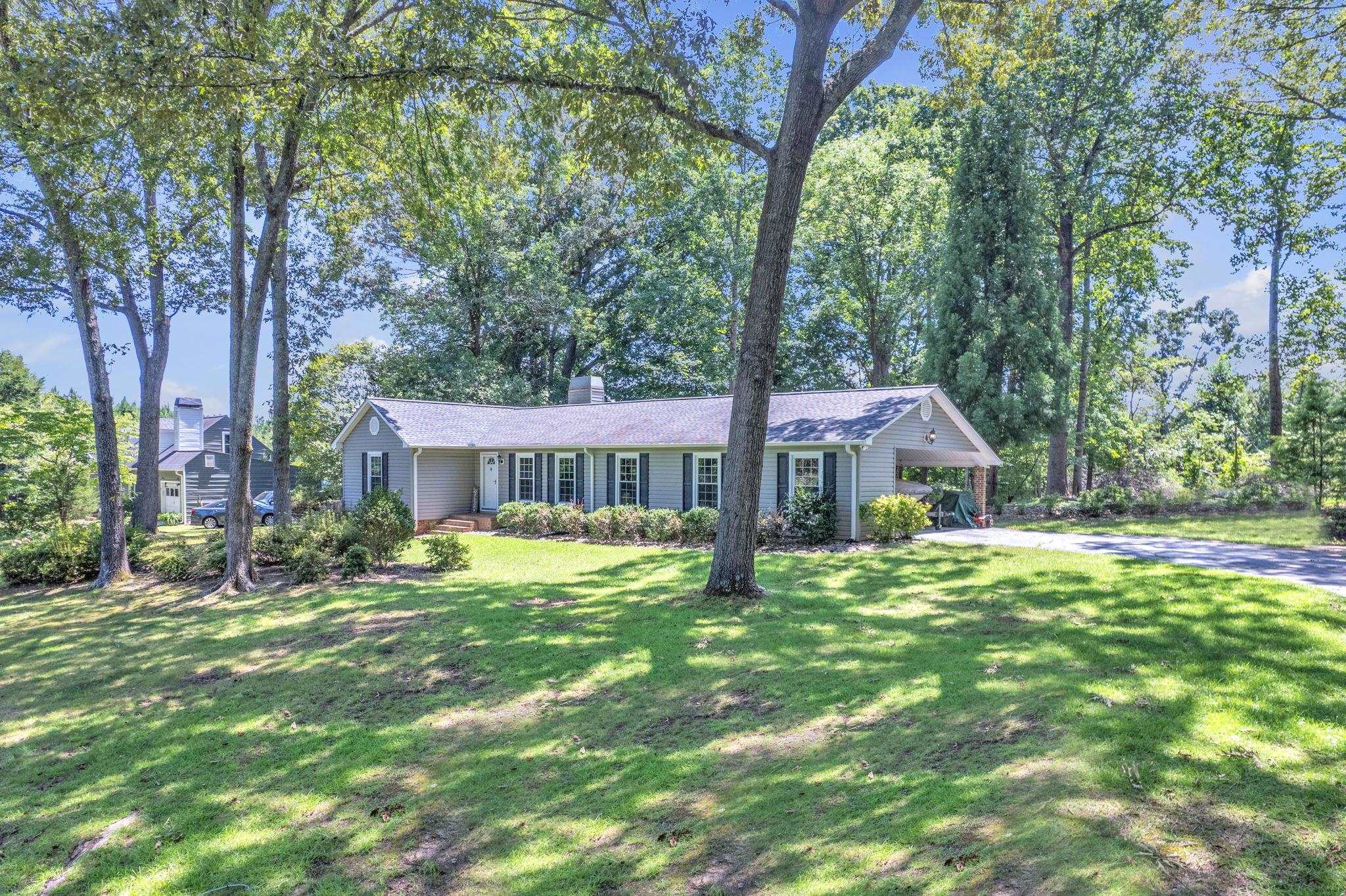 180 Winchester Drive — photo
