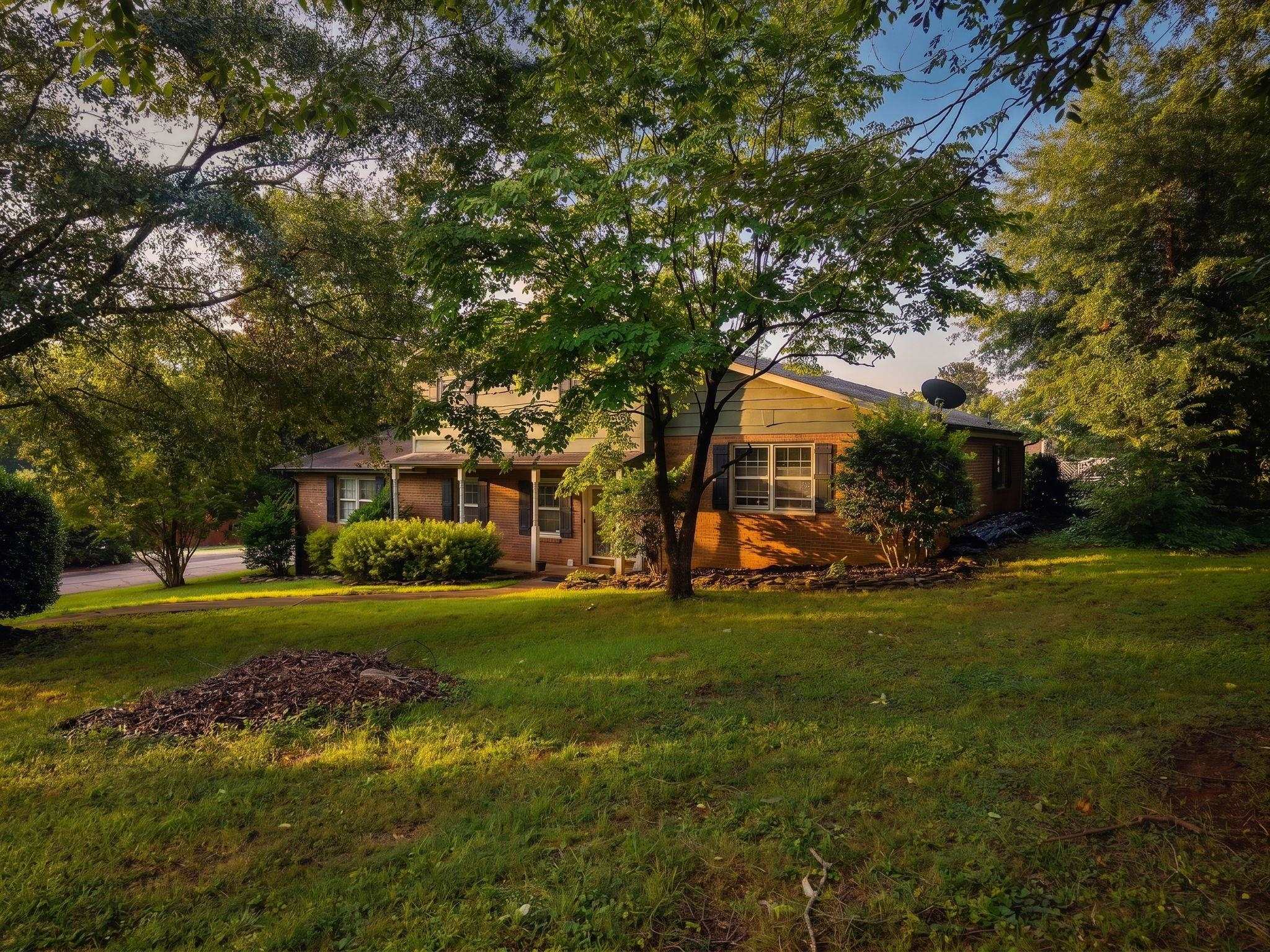 101 Hendrix Court — photo