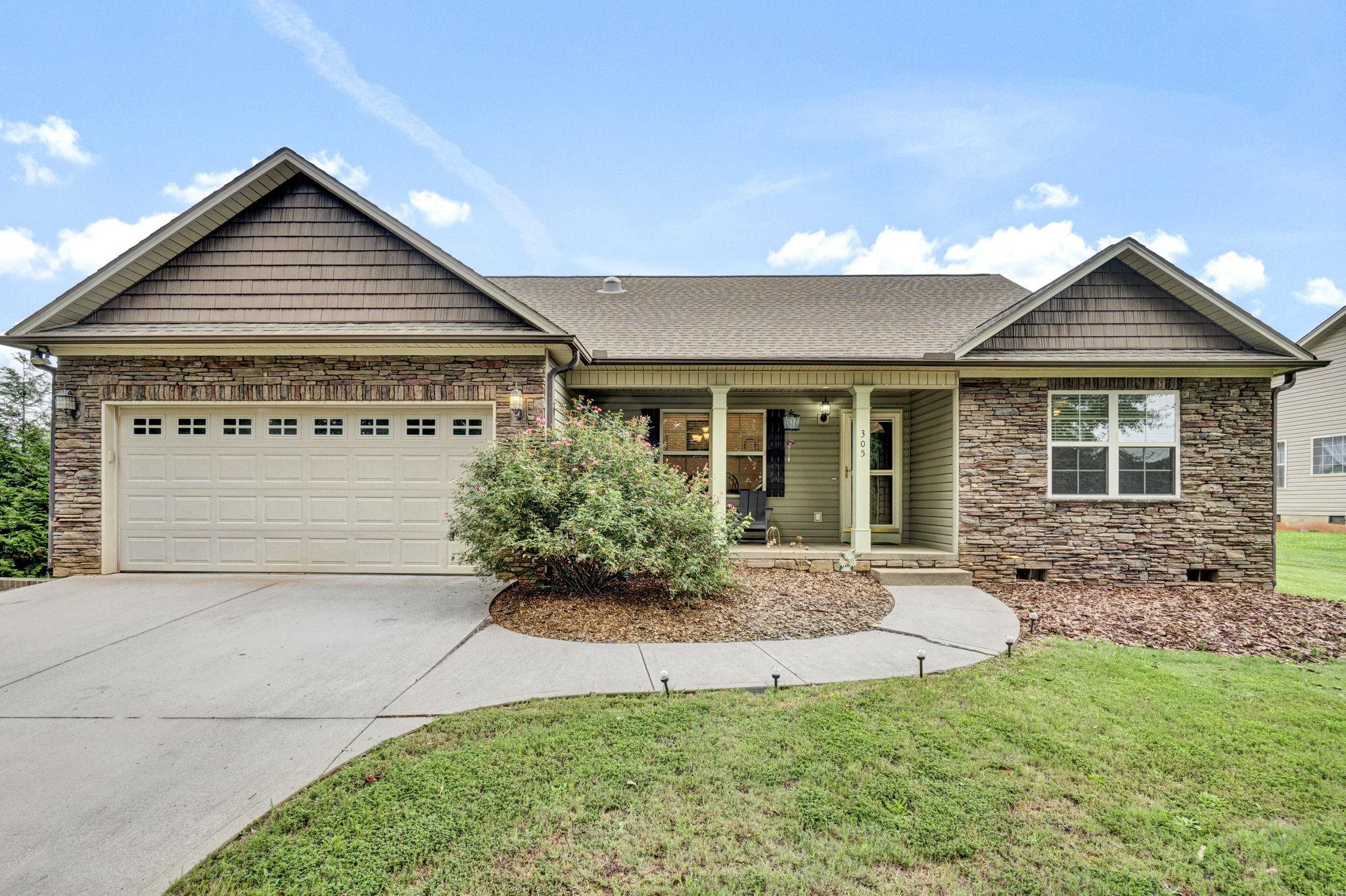 305 Bent River Drive, Inman, SC 29349 — photo 2