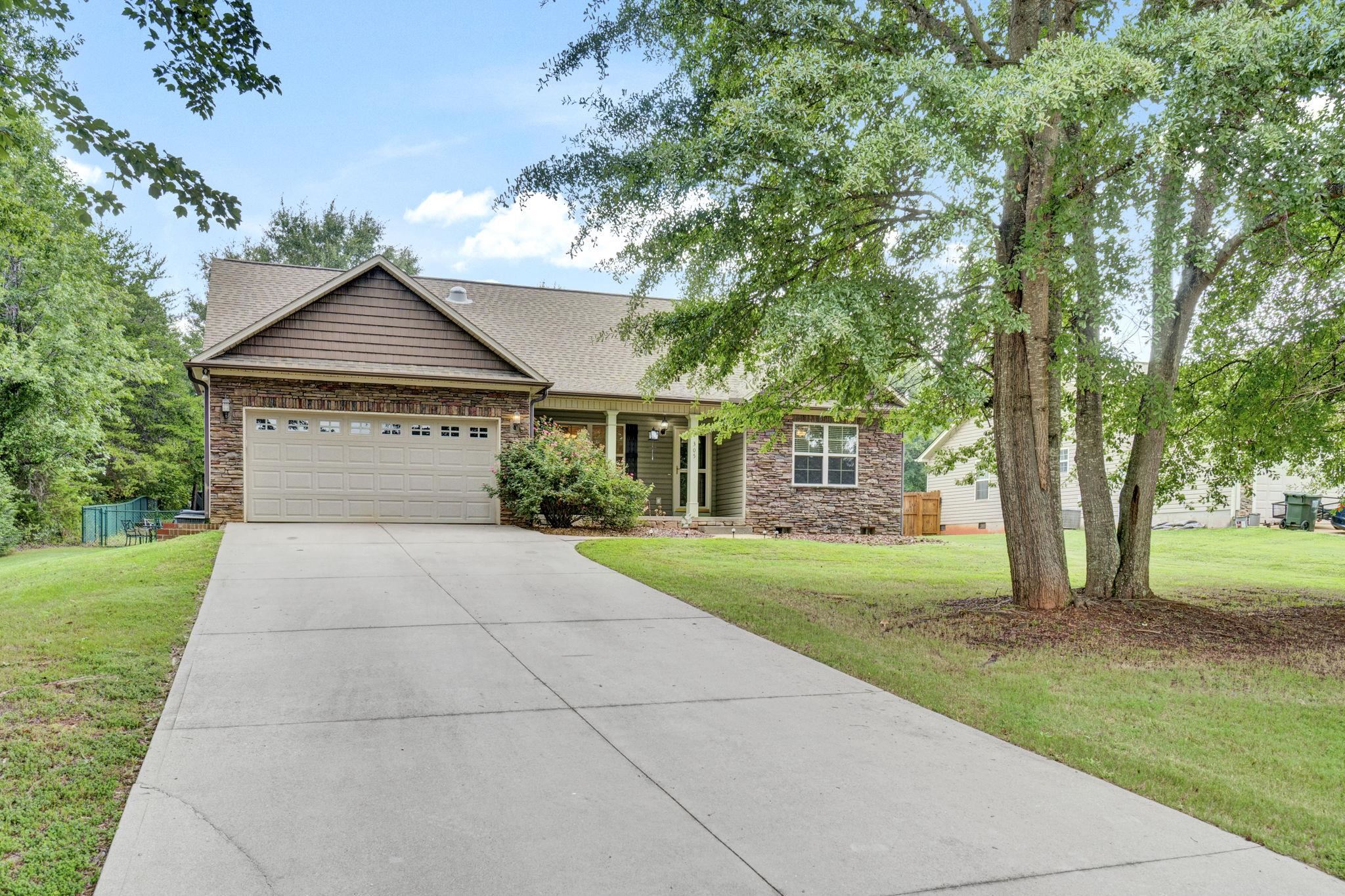 305 Bent River Drive, Inman, SC 29349 — photo 3