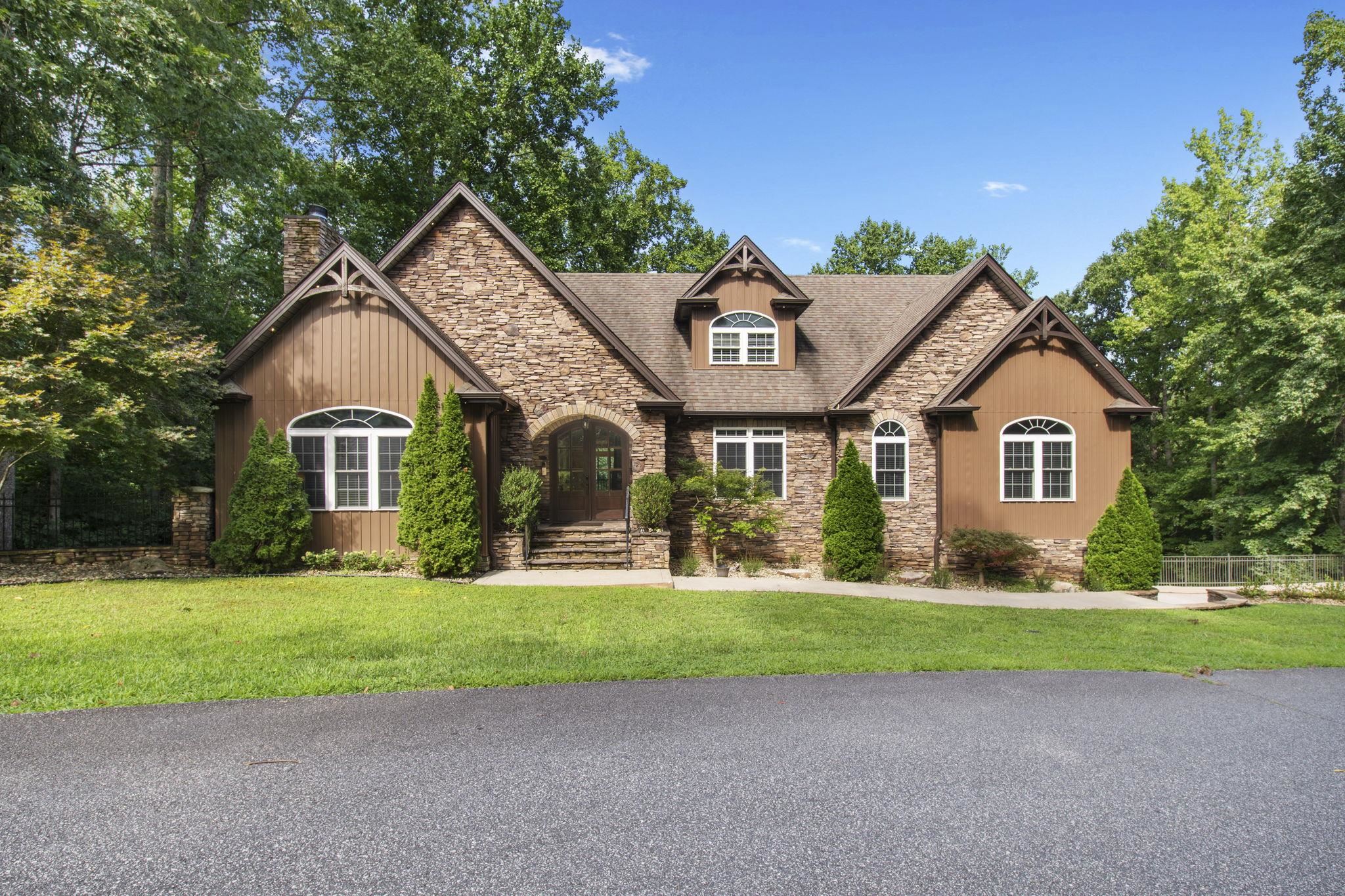 129 Overbrook Circle — photo