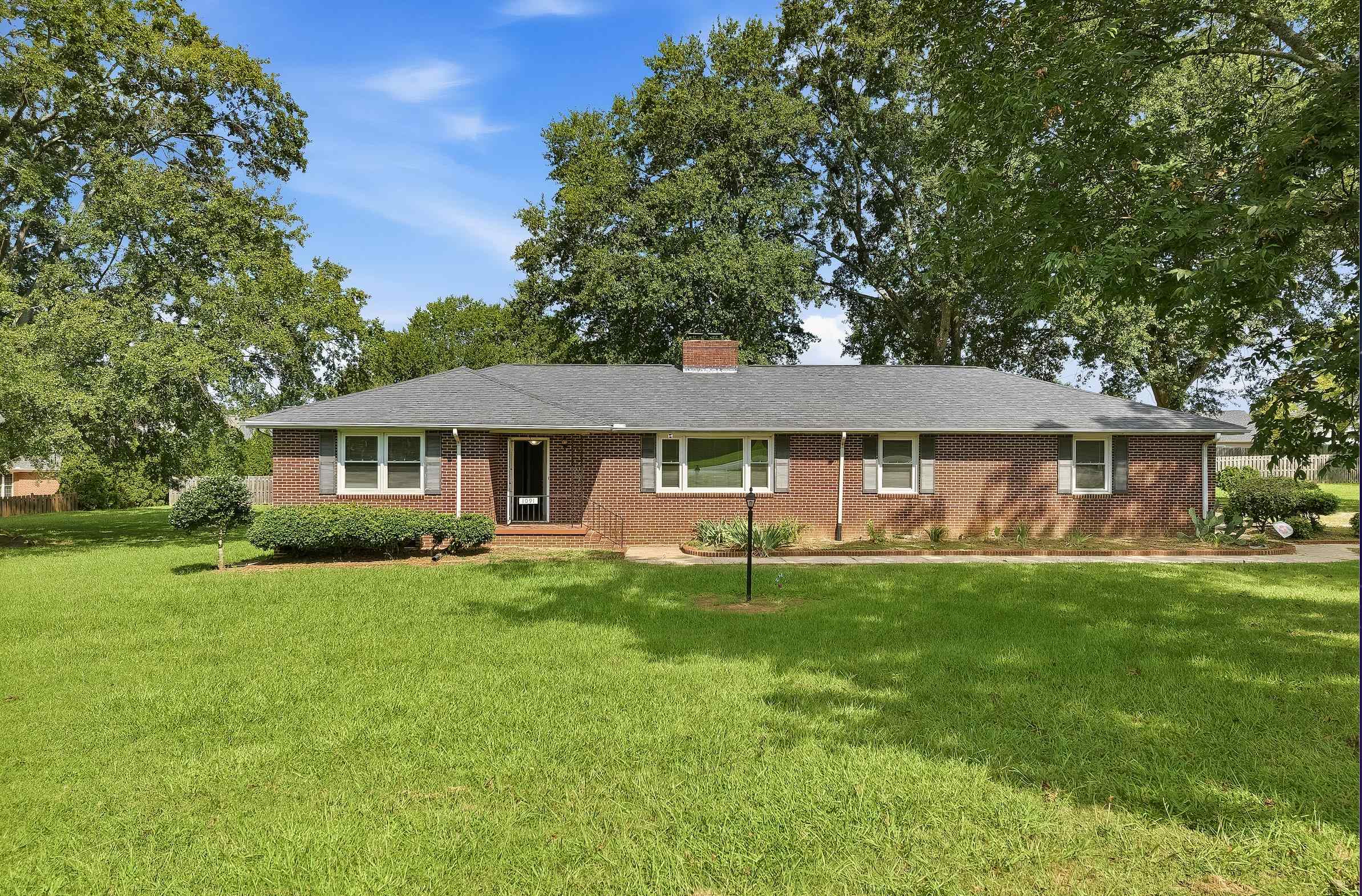1091 Old Georgia Road — photo