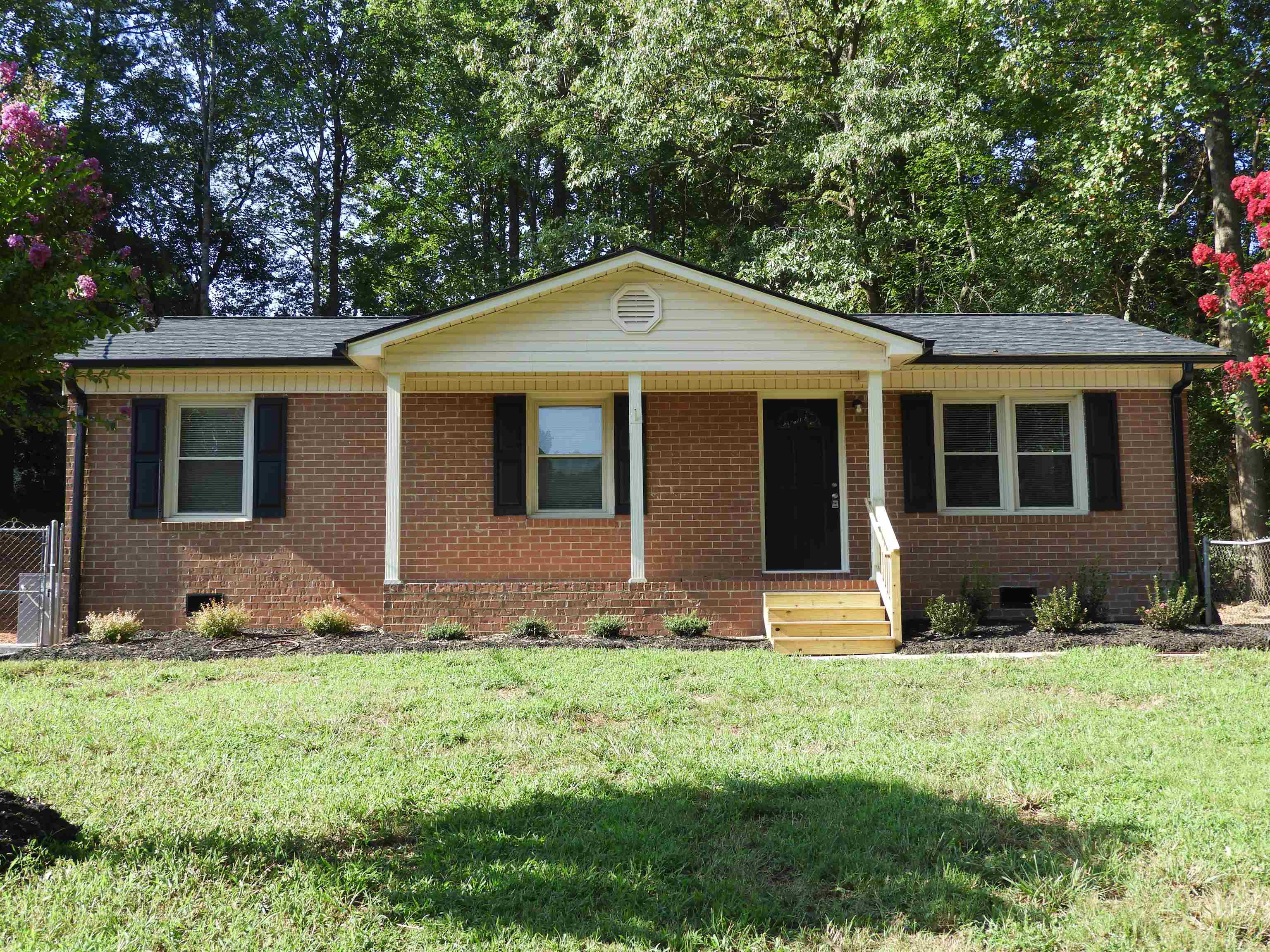 147 Crestmont Drive — photo
