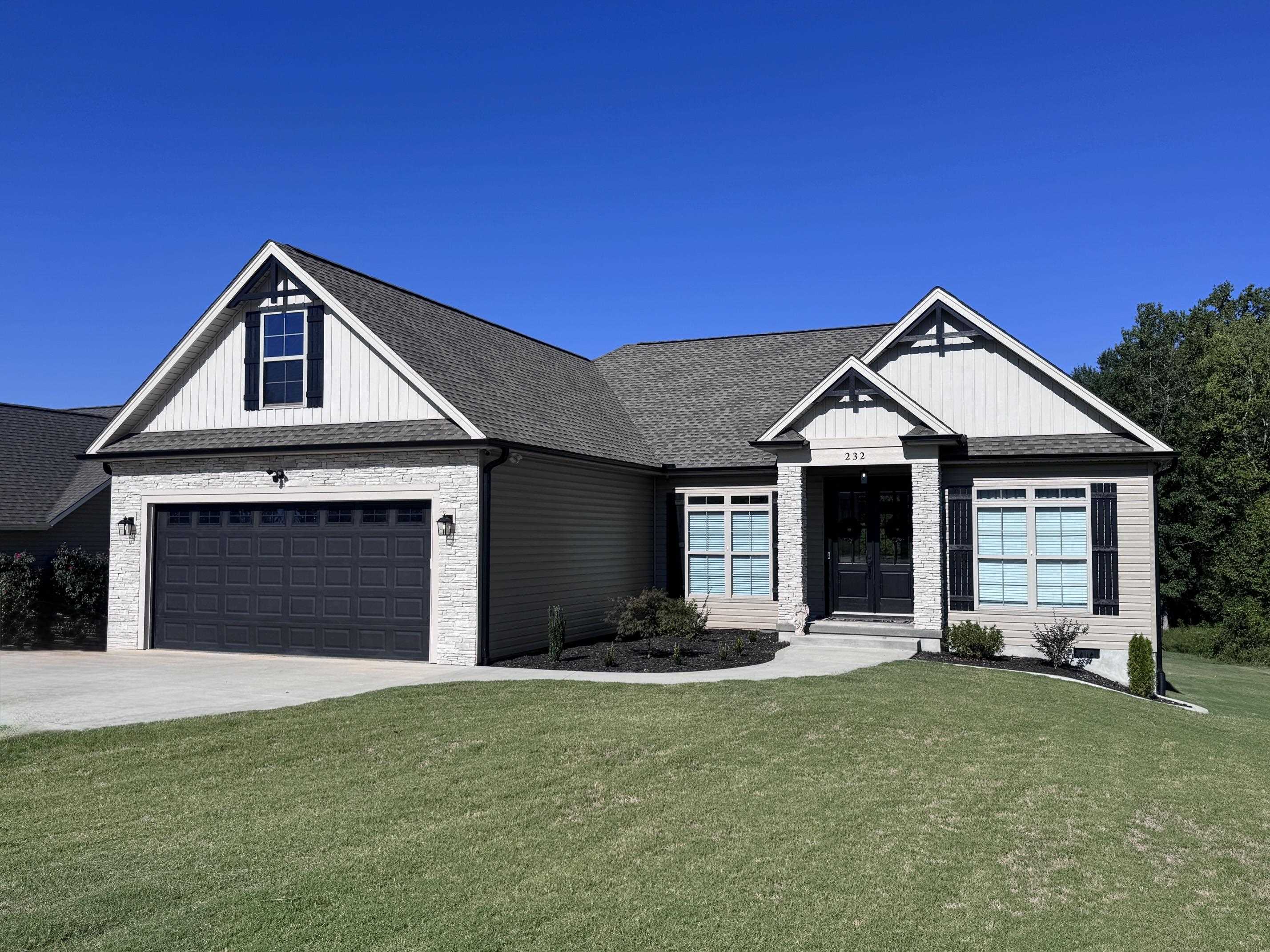 232 Bertha Burns Road, Inman, SC 29349