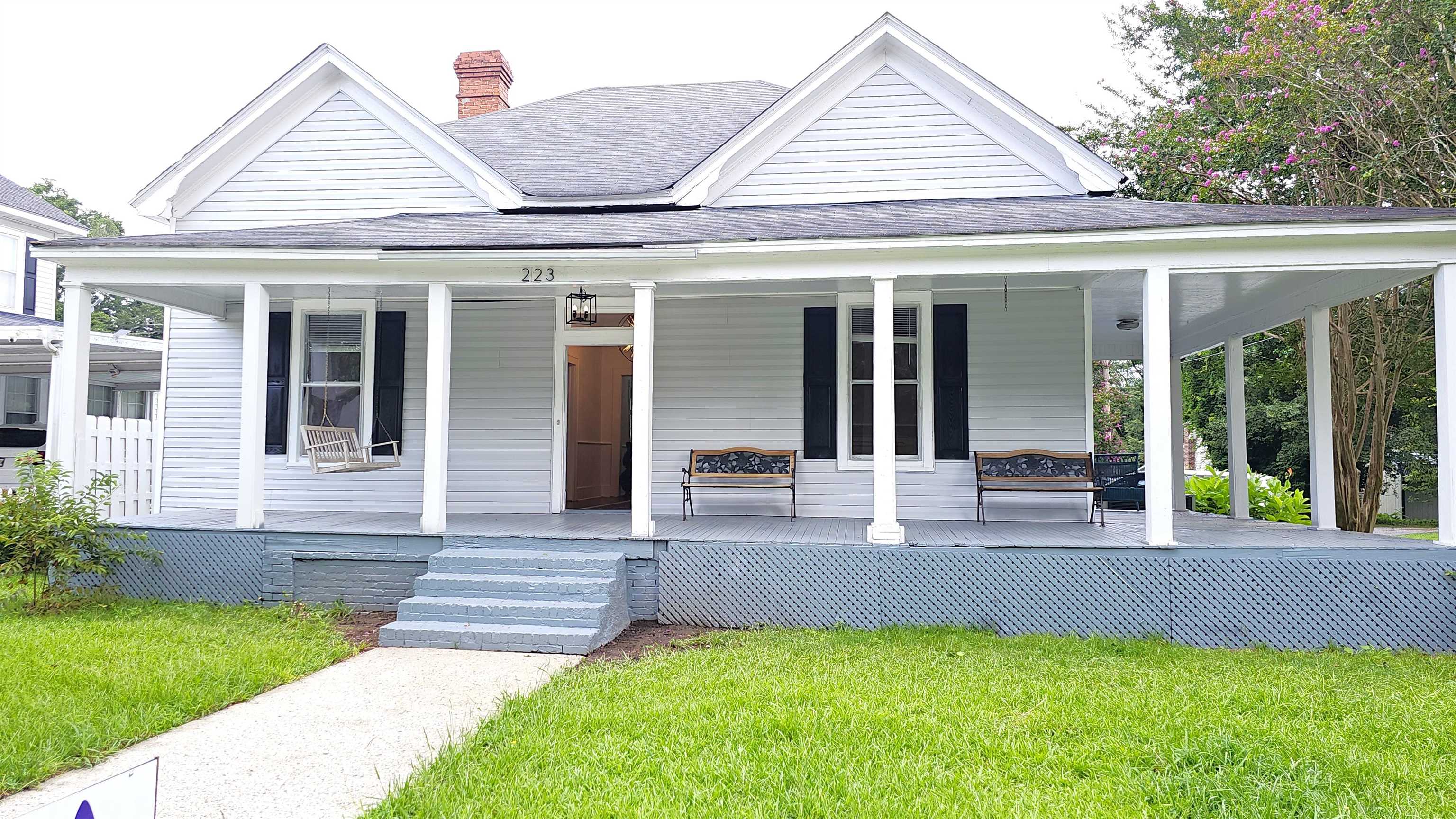 223 S Church Street — photo