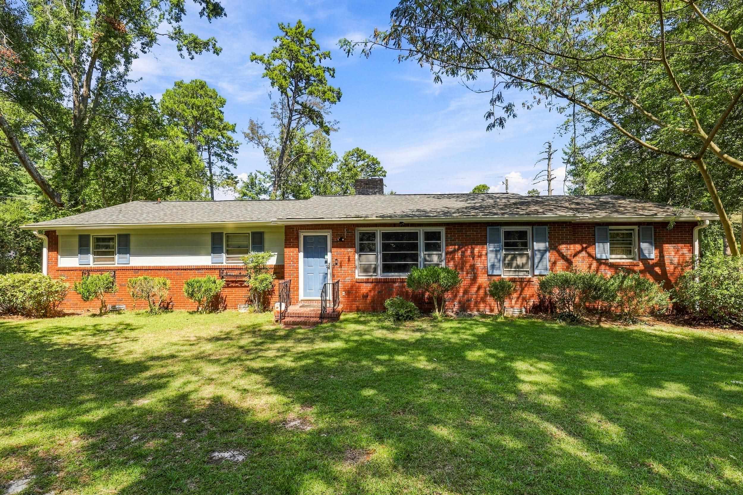118 Kensington Drive — photo
