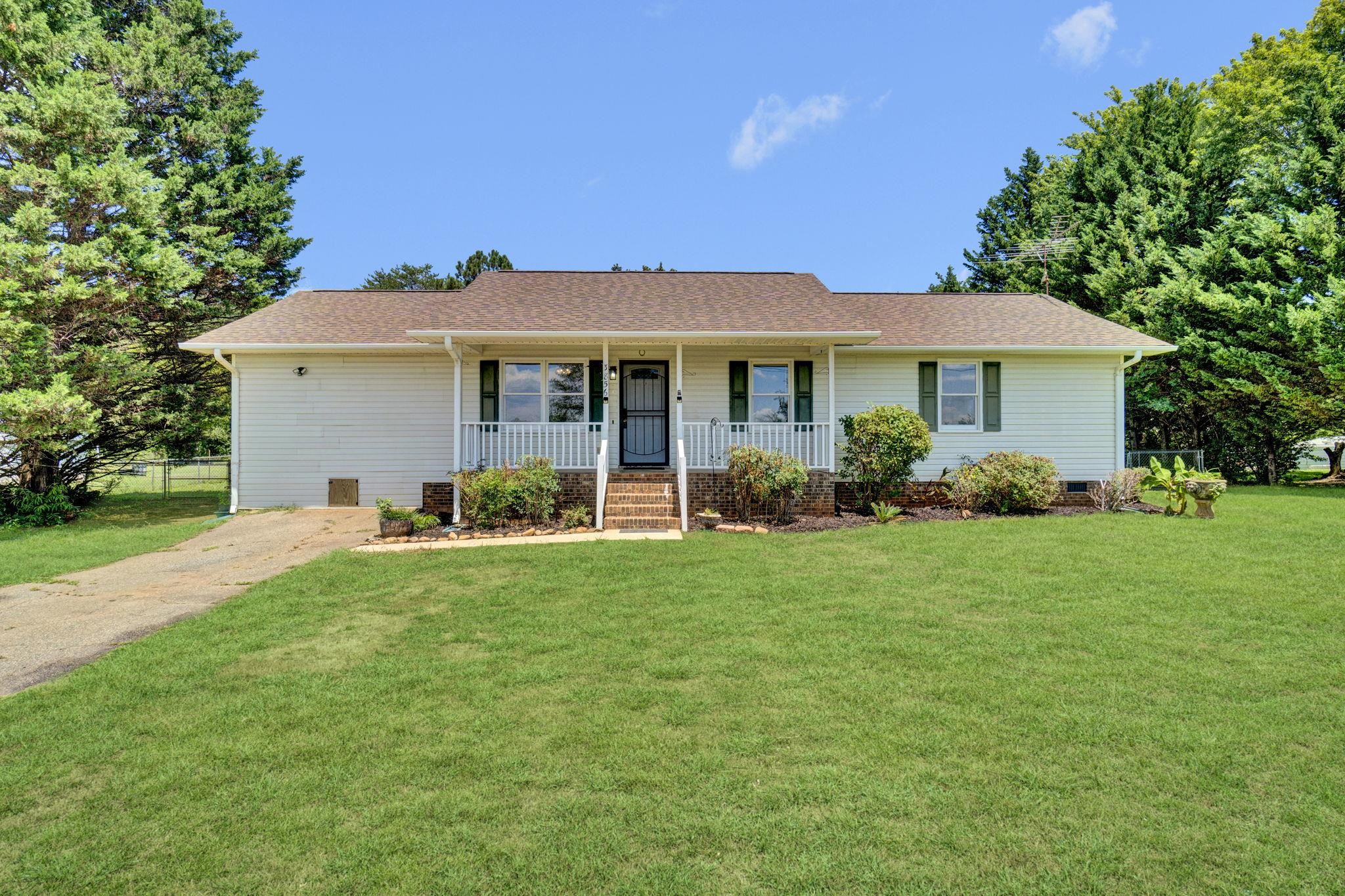 3856 Rainbow Lake Road — photo