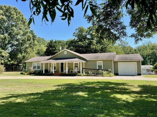 554 Green River Road — photo