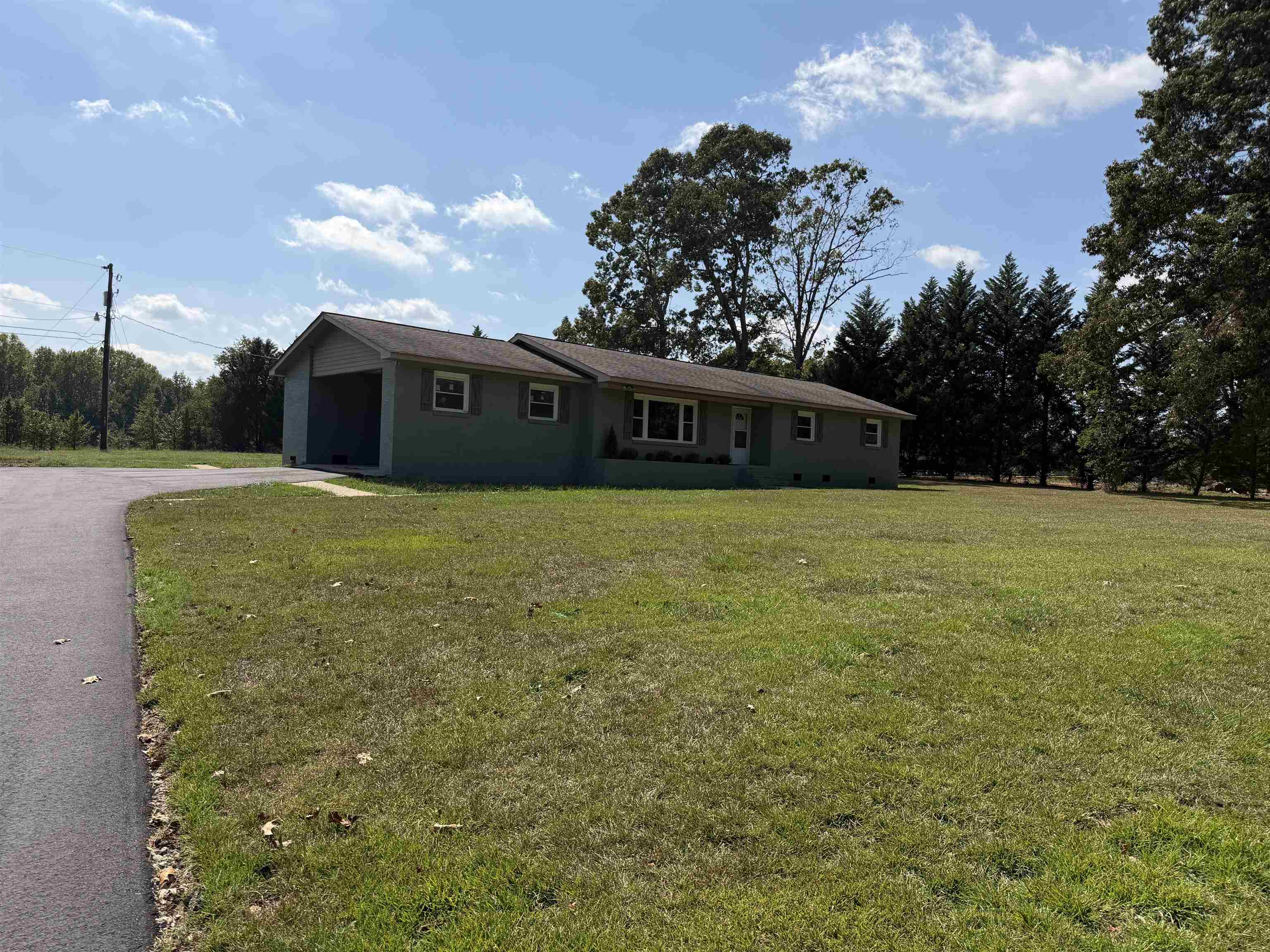 527 Park Gate Road — photo