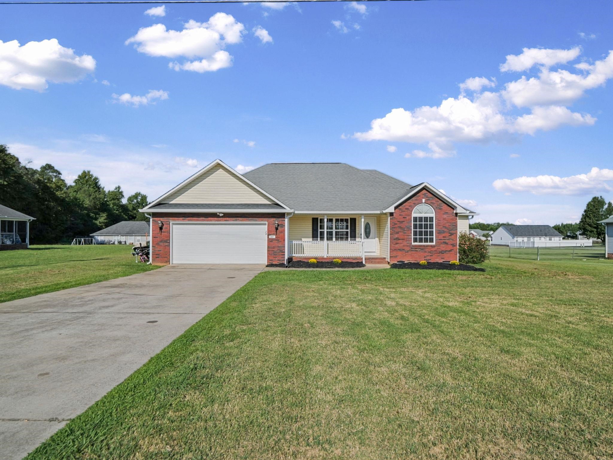 887 Champion Ferry Rd — photo
