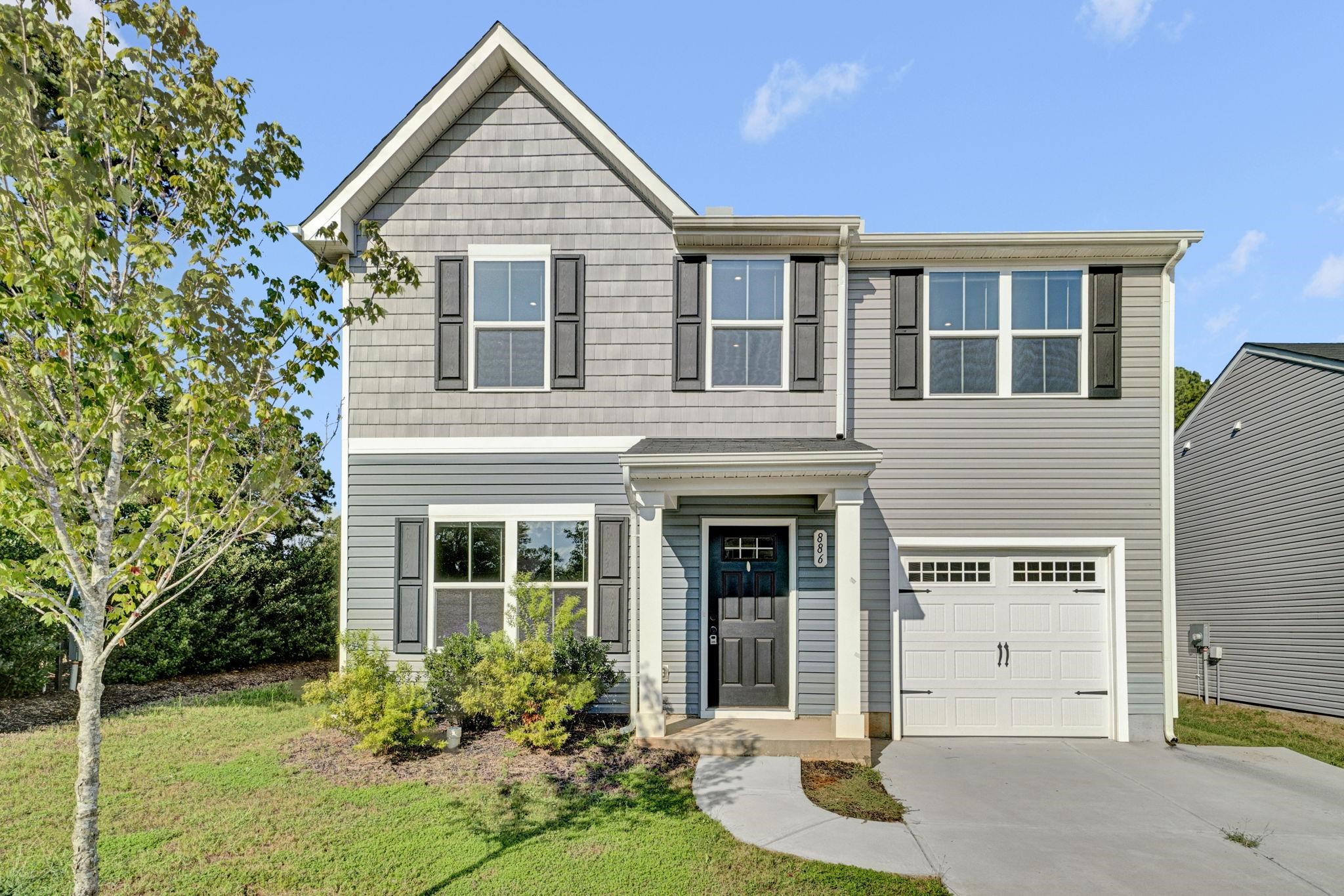 886 Cranbrook Drive — photo