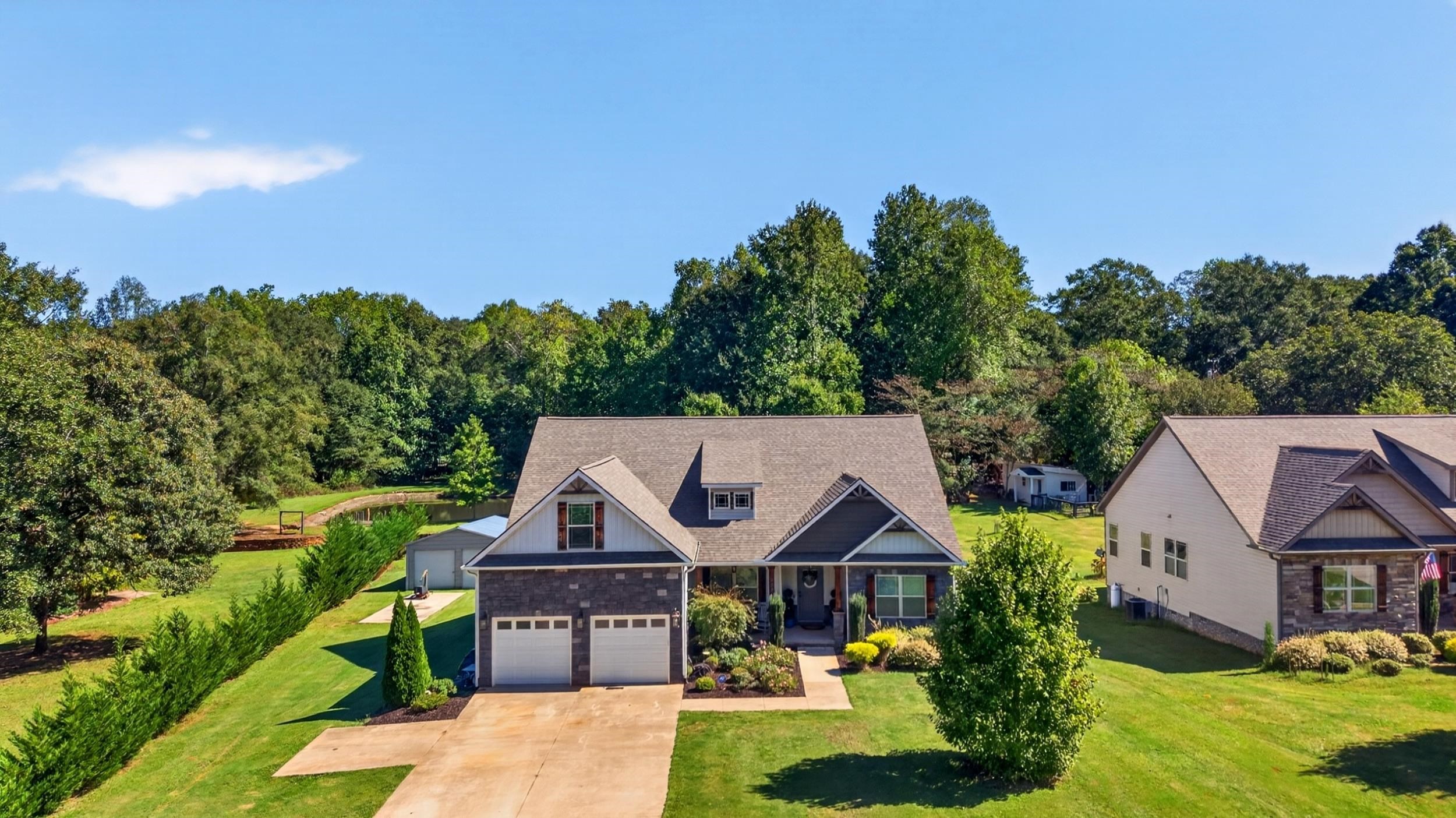 953 Hanging Rock Road — photo