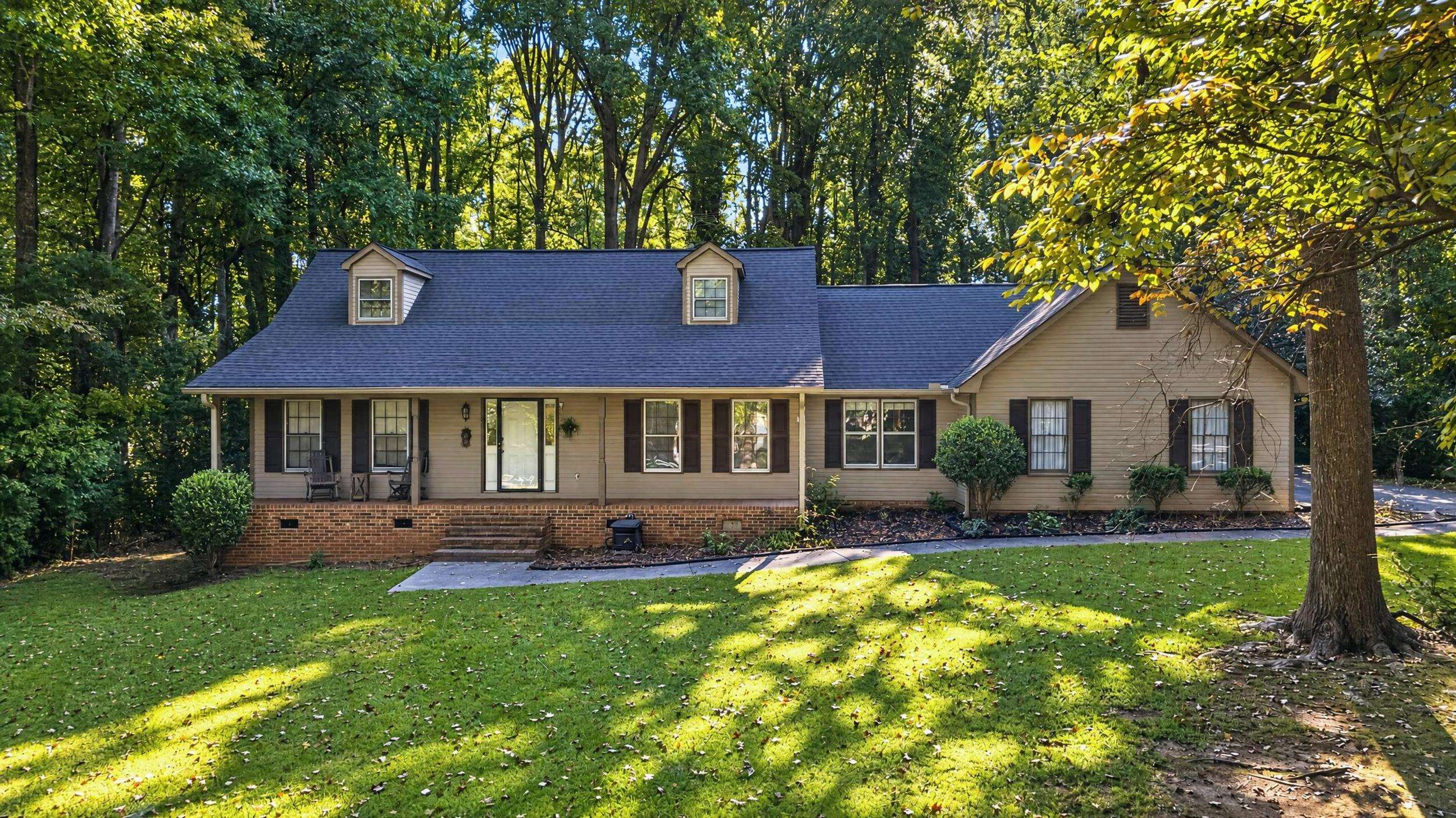 160 Chestnut Lake Drive — photo
