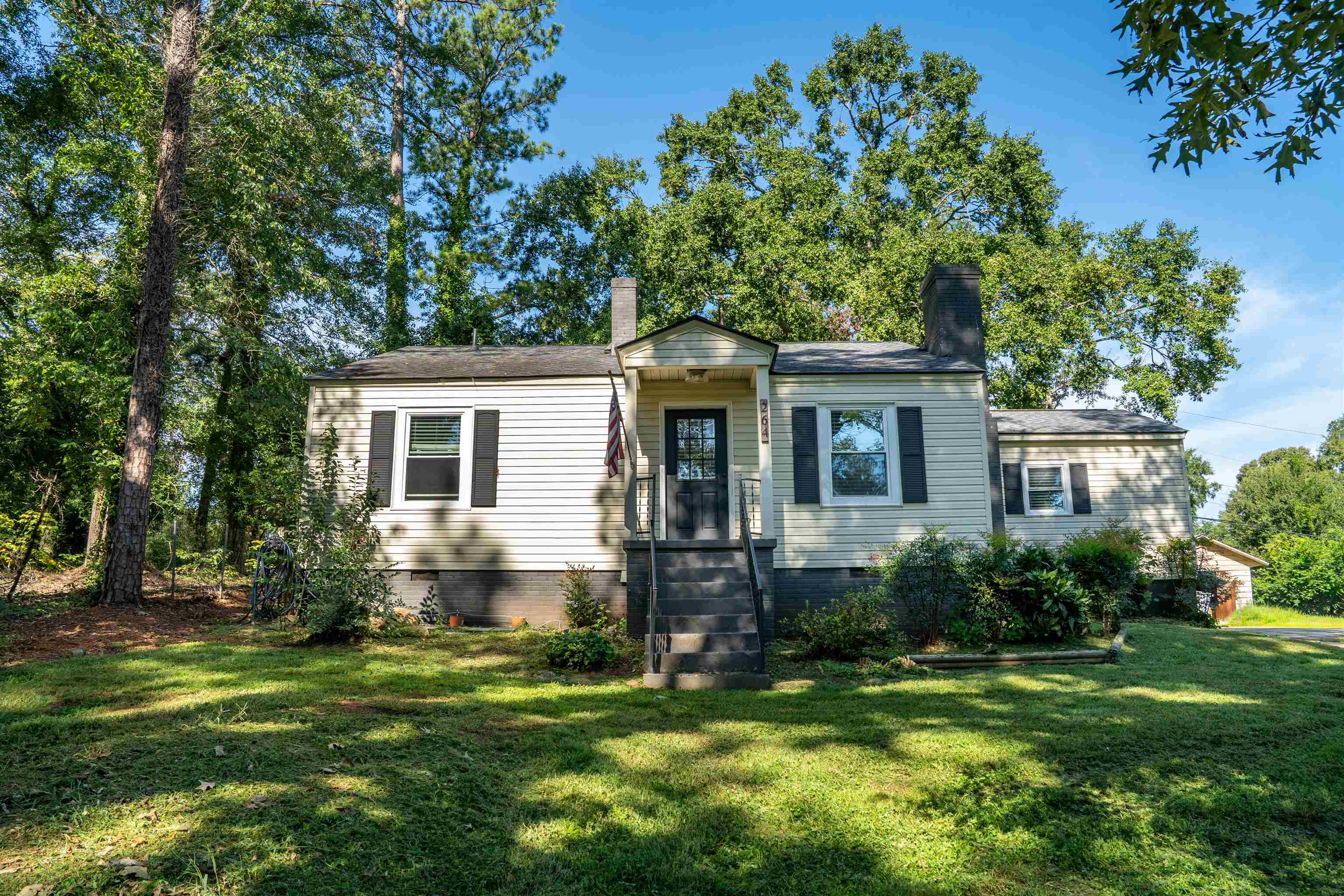 264 Fairforest Road — photo