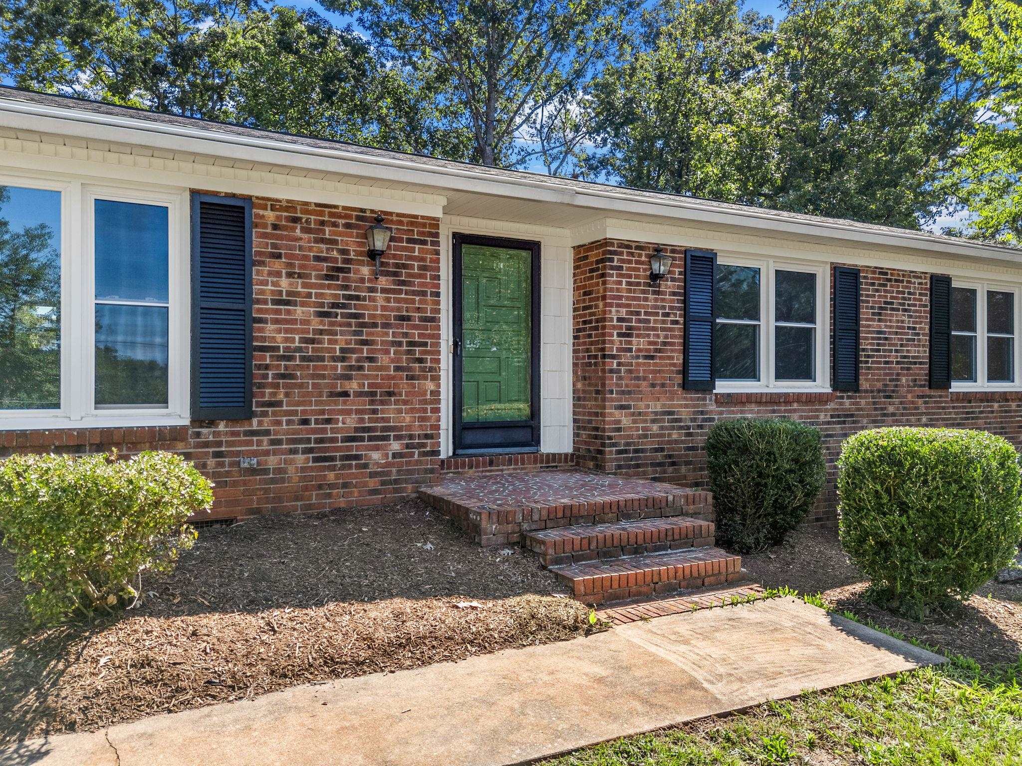 355 Ferndale Drive — photo