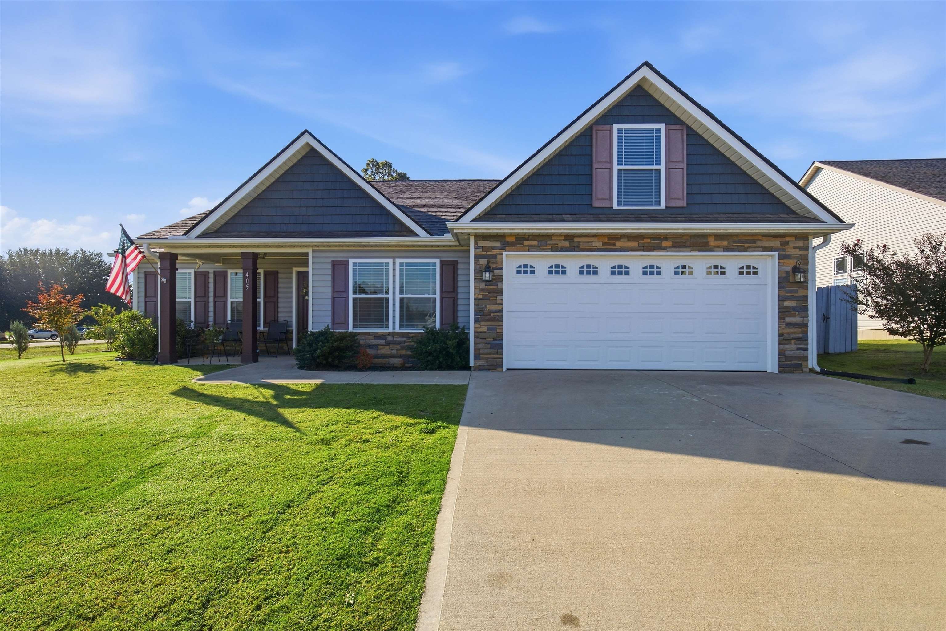 405 Kimbrell Oaks Drive — photo