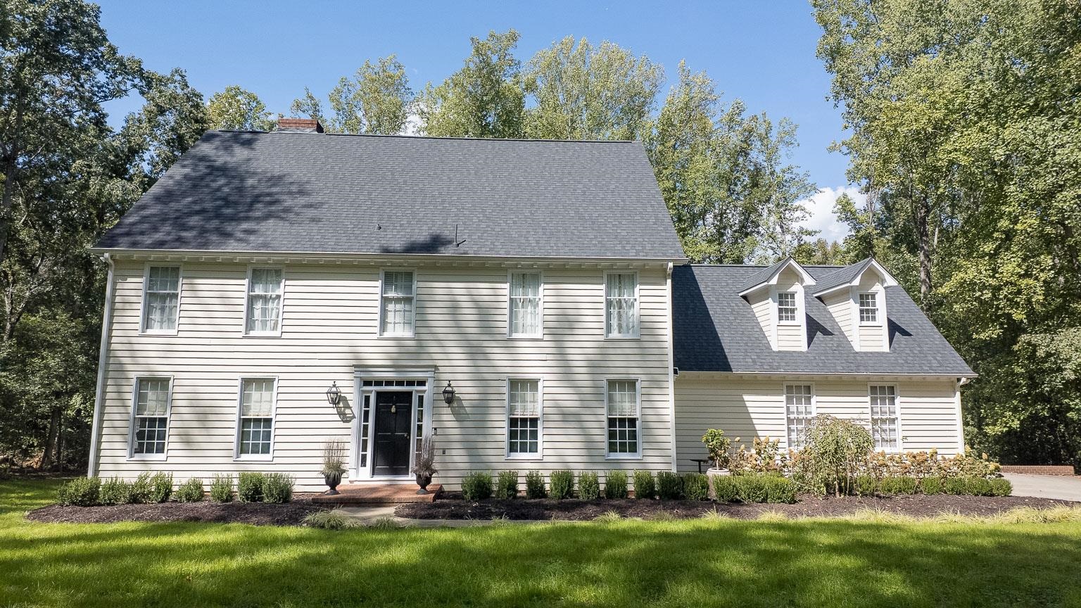 1022 Oak Creek Dr — photo