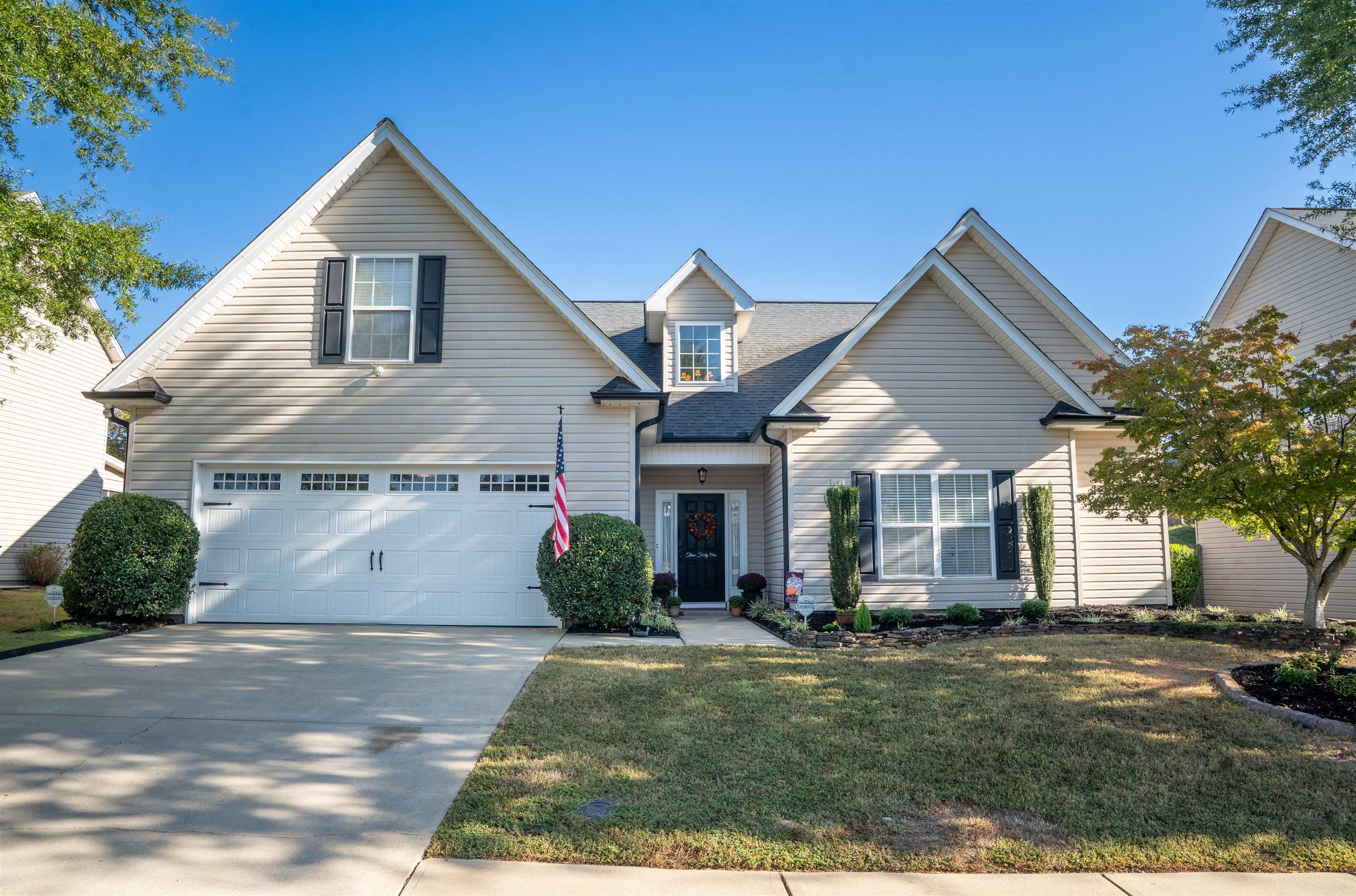 341 Archway Court — photo
