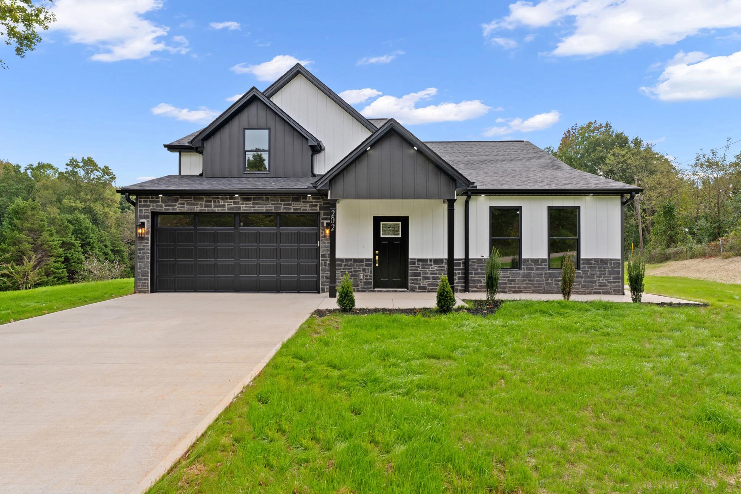 202 Fraley Drive — photo