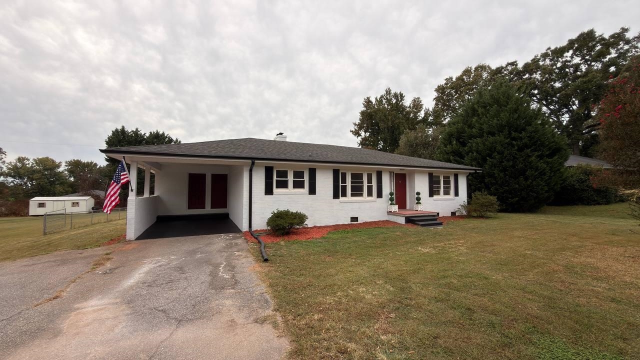 926 E Main Street — photo