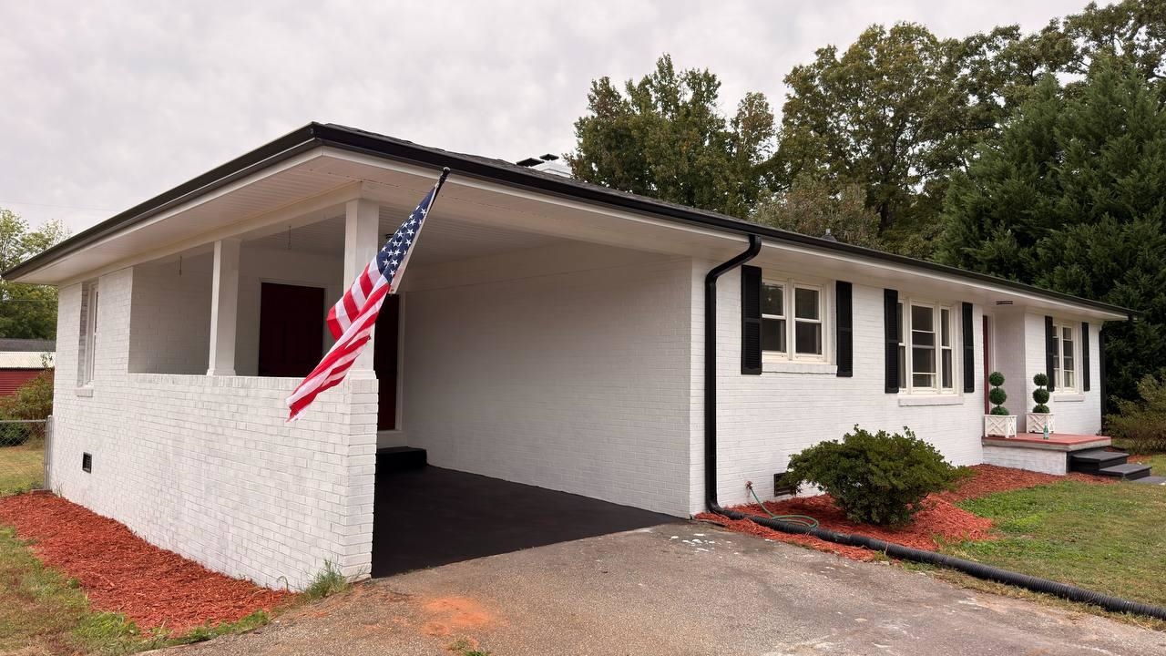 926 E Main Street, Duncan, SC 29334 — photo 3