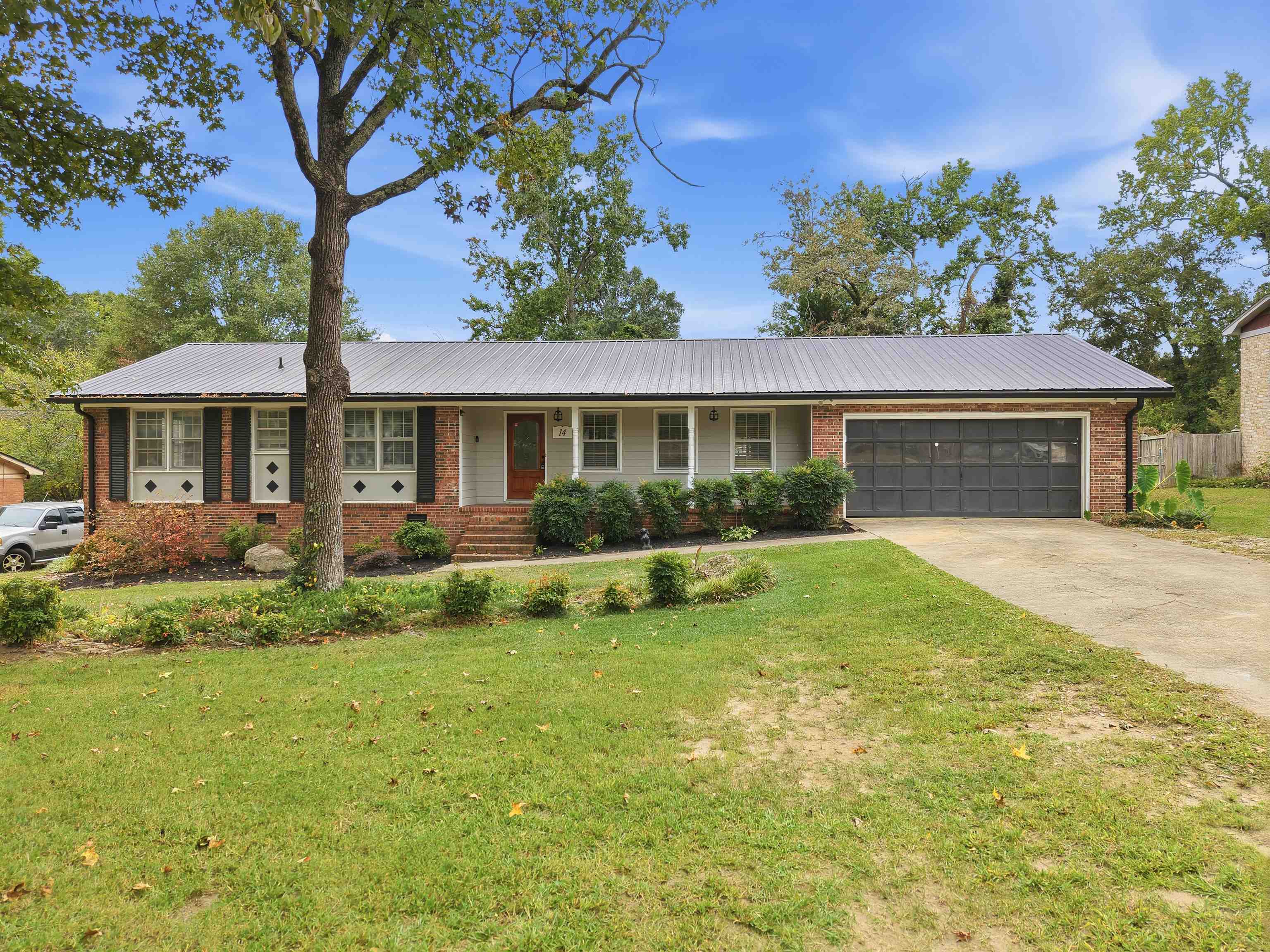 14 Heathwood Circle — photo