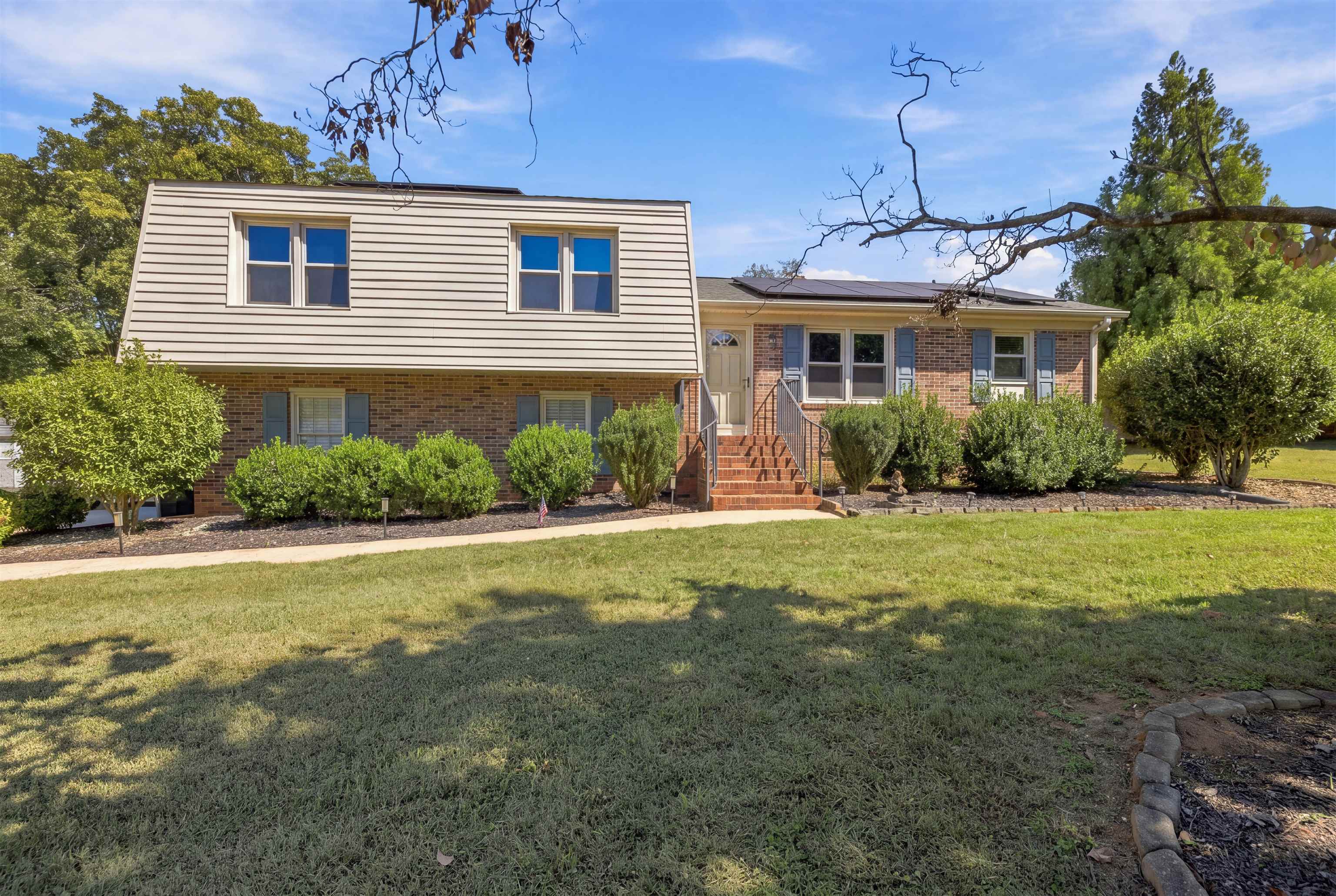 206 Cretewood Drive — photo
