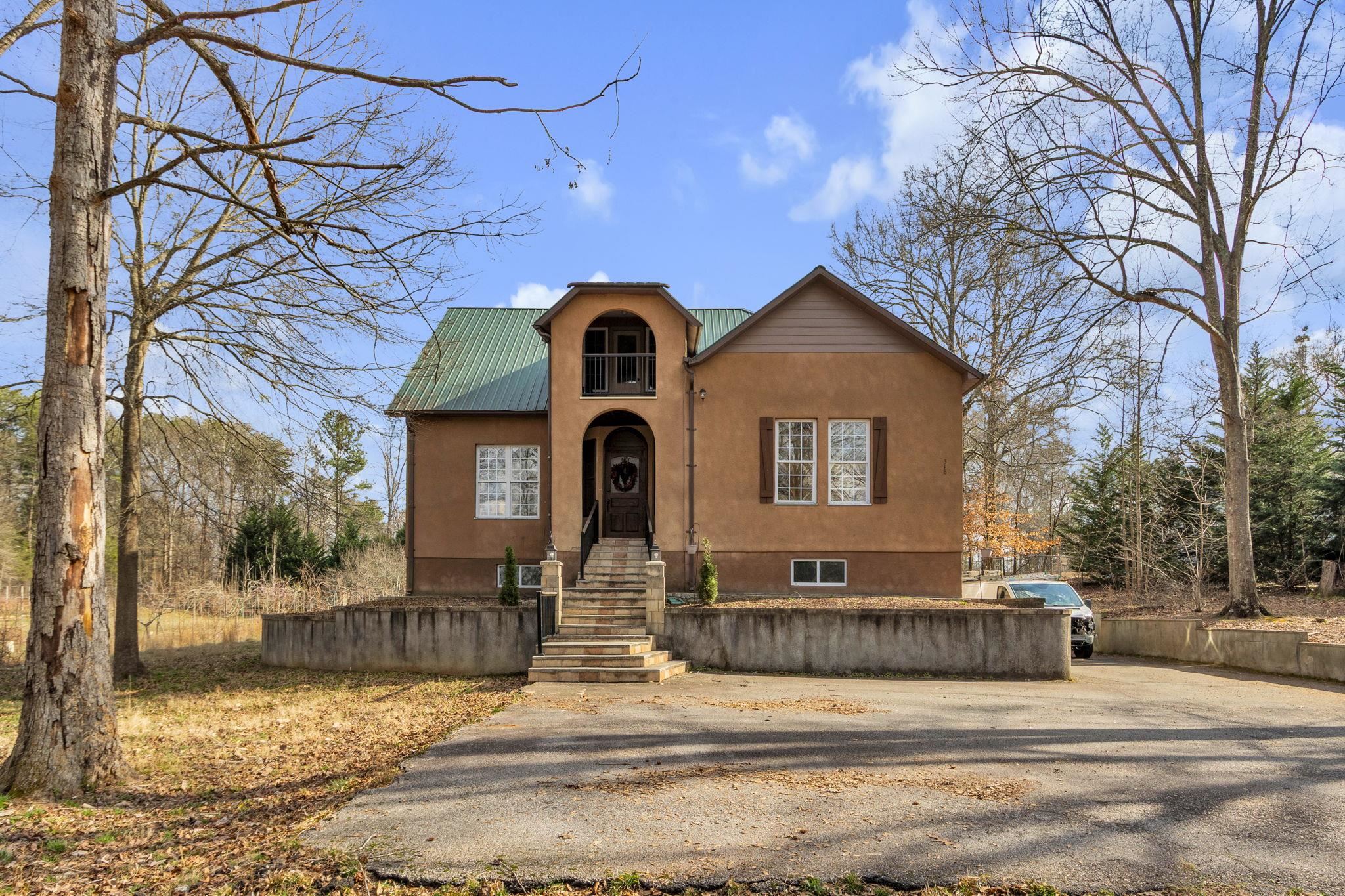 318 Saranac Drive — photo