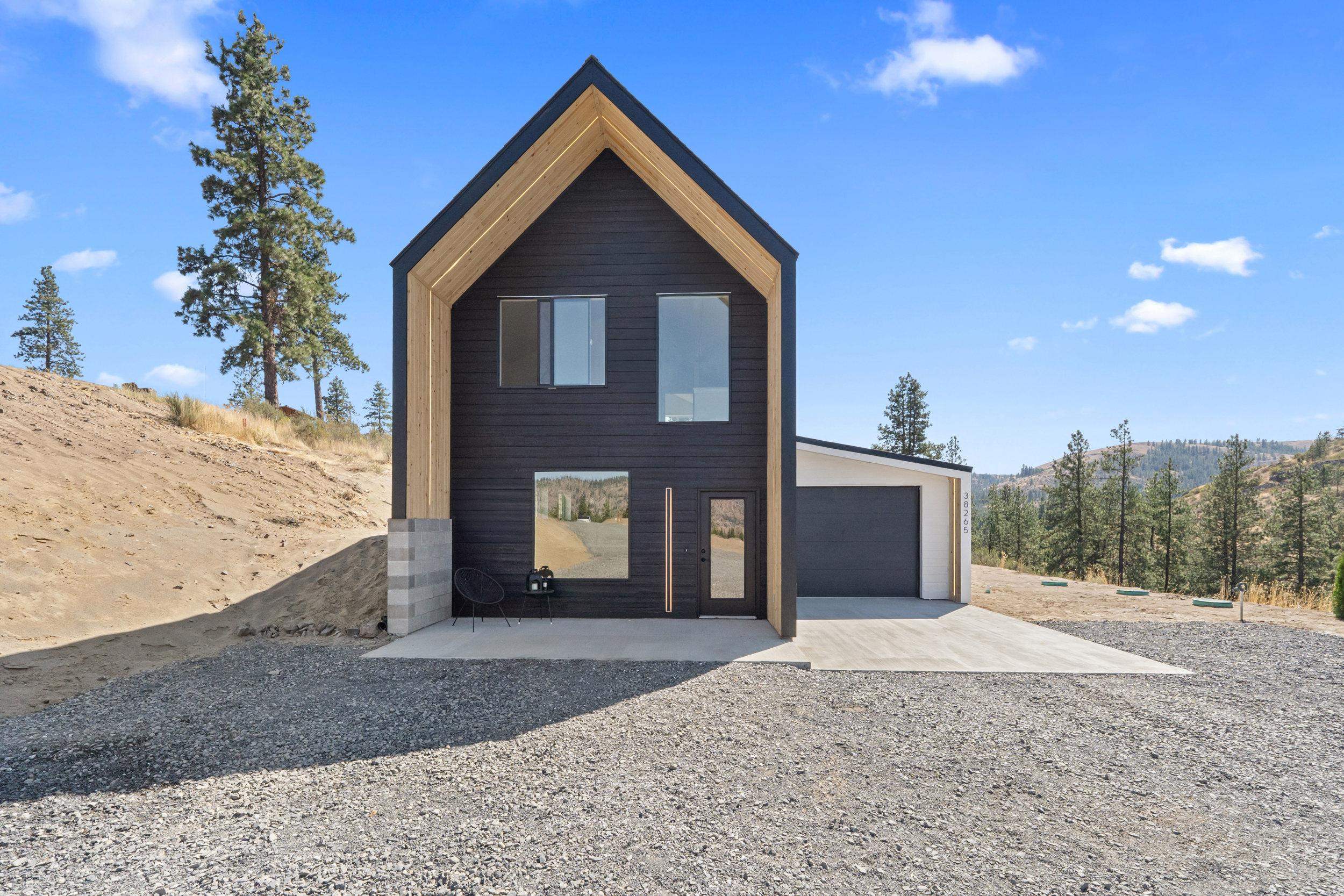 38265 N Timber Ln — photo