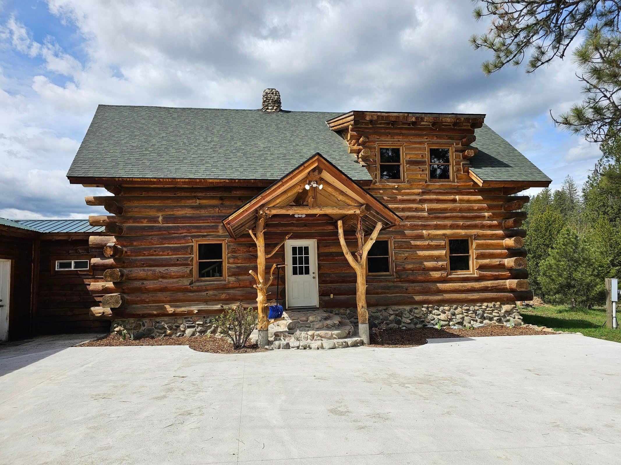 4105 E Springdale-Hunters Rd — photo