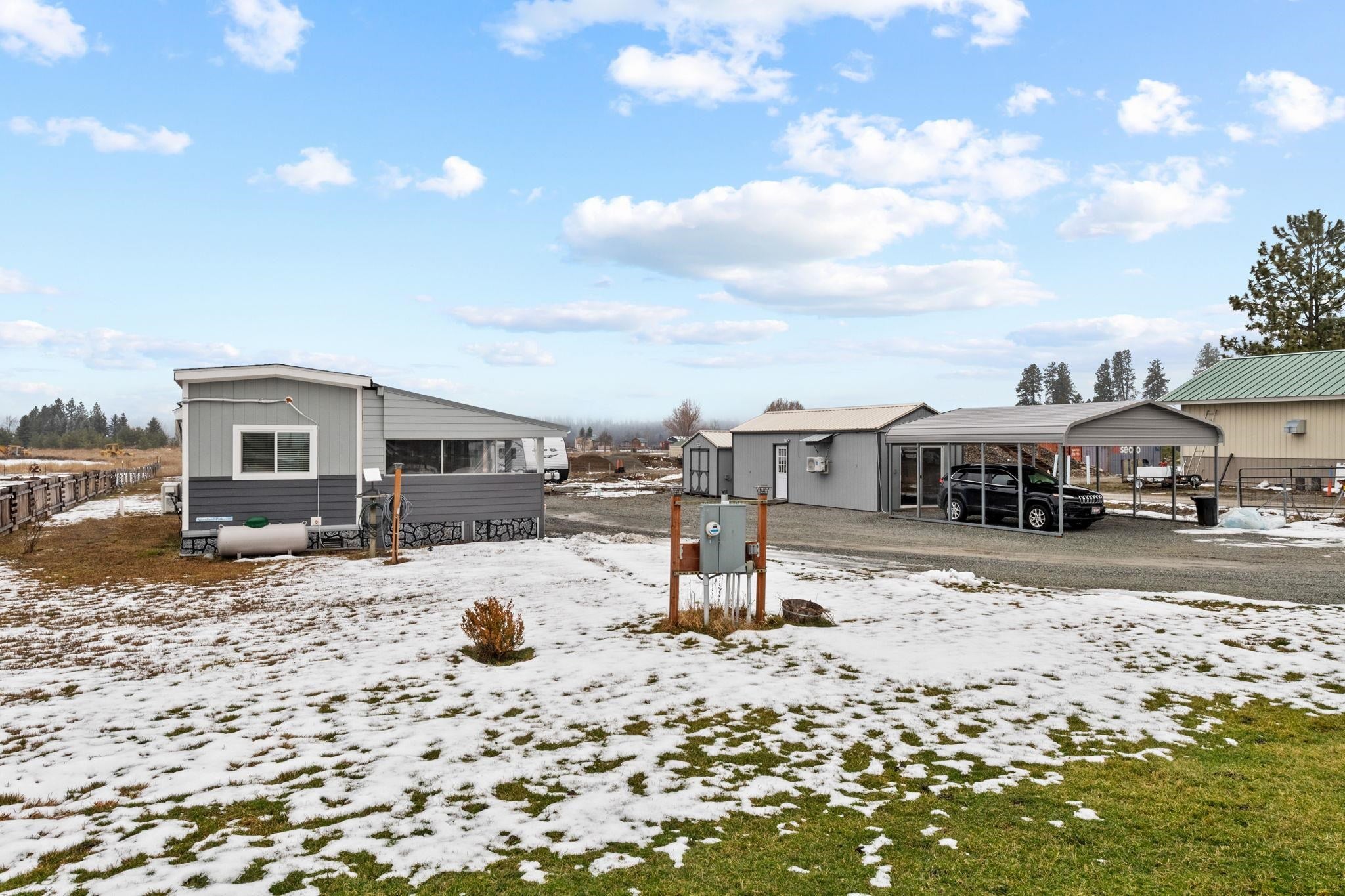 1071 Lenora Dr — photo