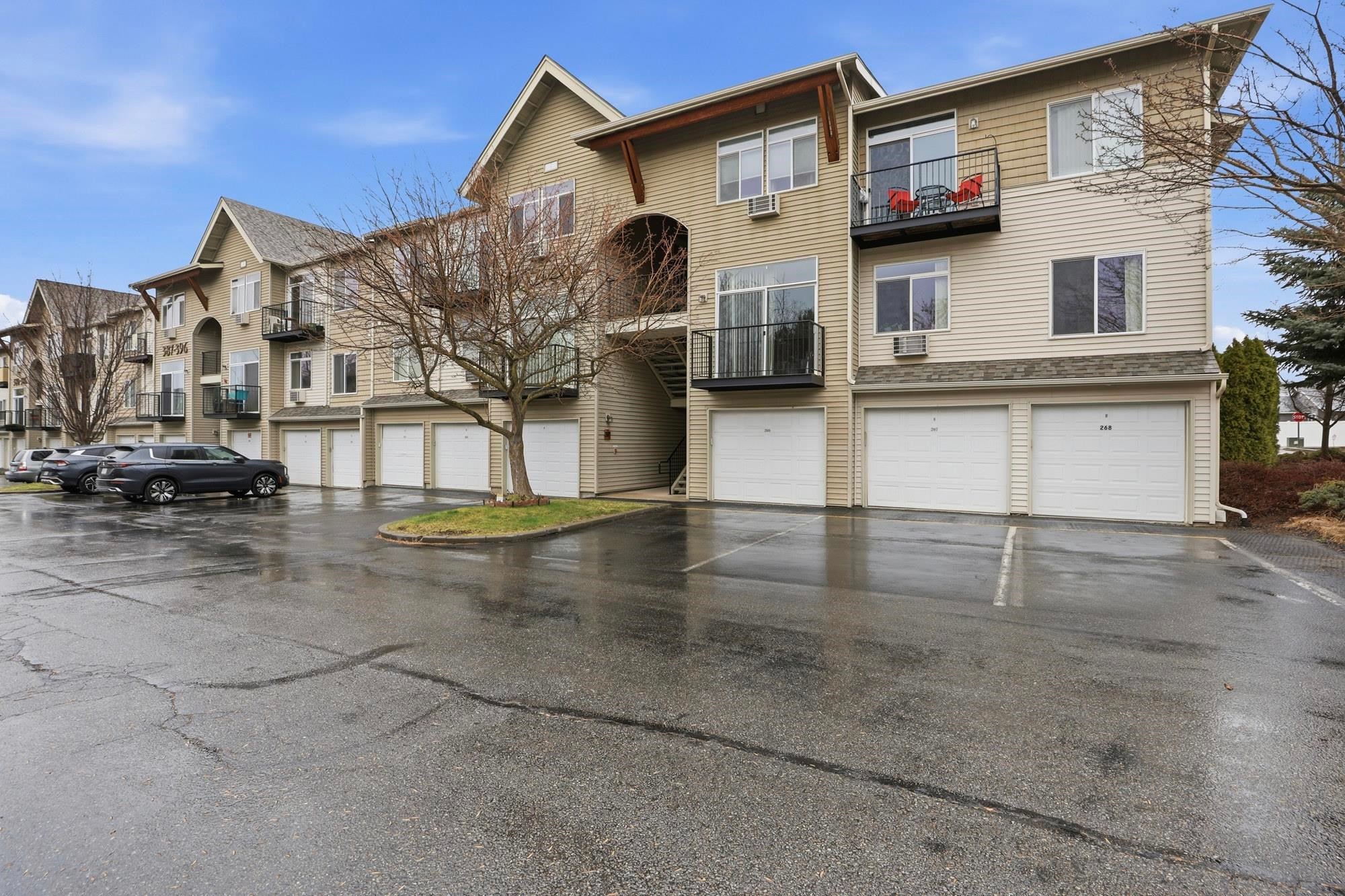 22855 E Country Vista Dr — photo