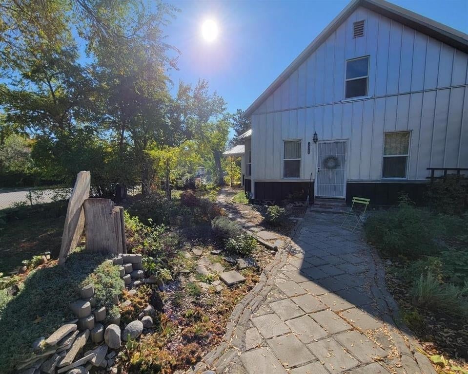 1528 E Boone Ave — photo