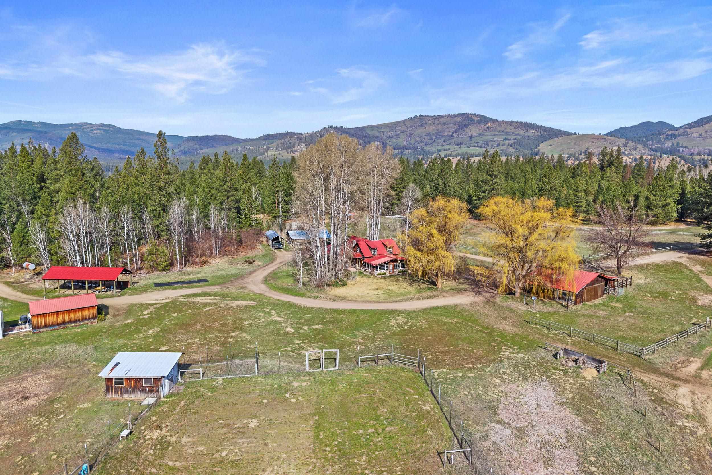 2643 Clugston Onion Creek Rd — photo