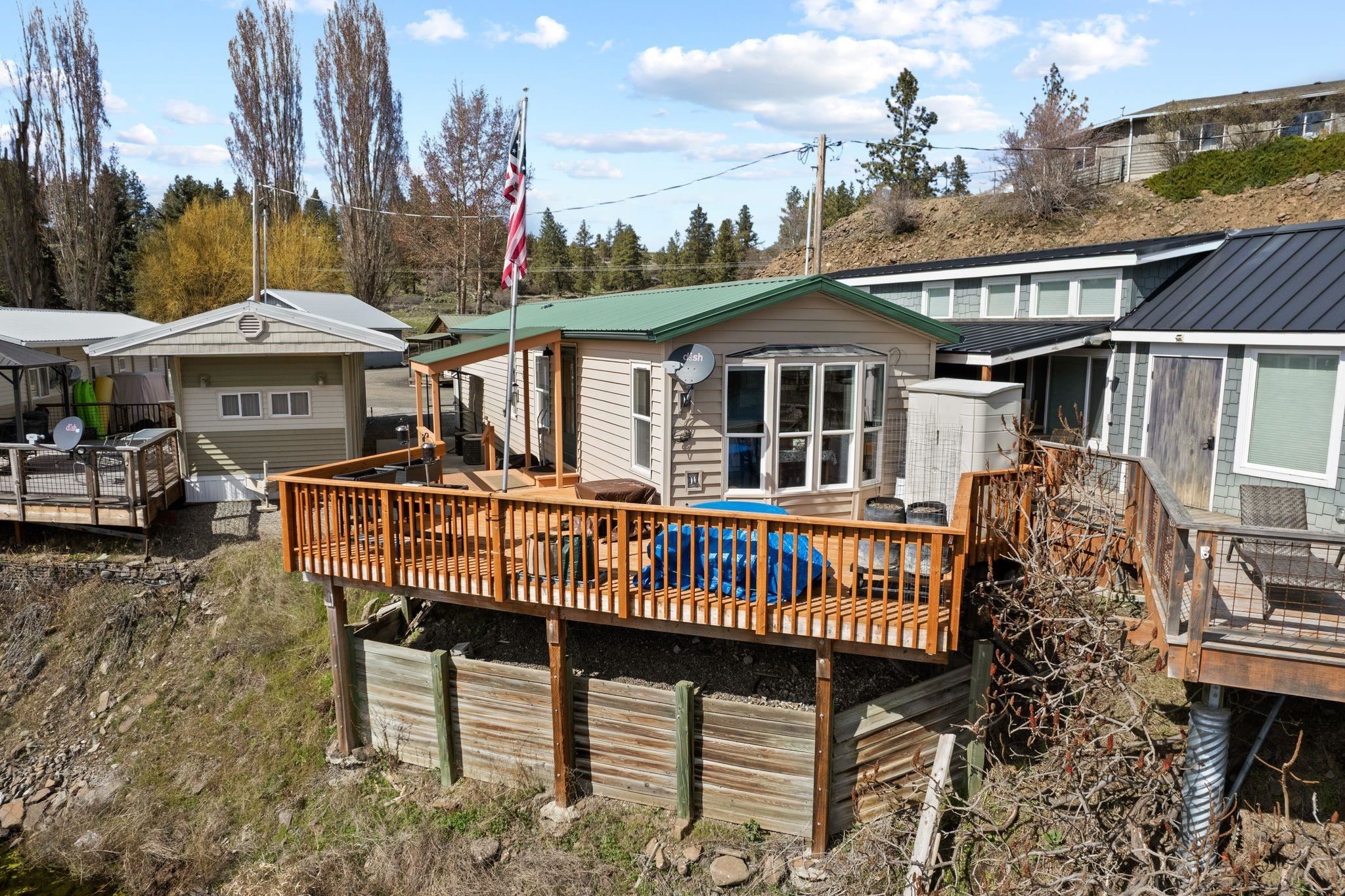 18617 W Williams Lake Rd — photo