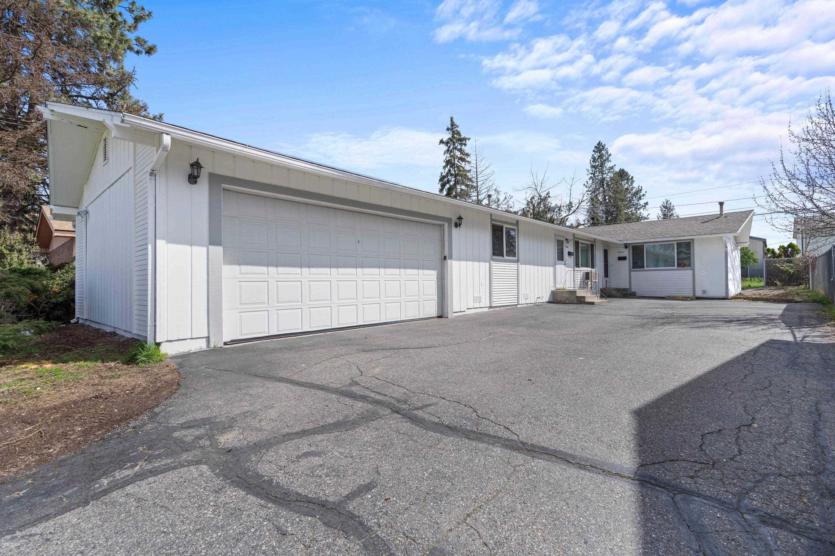 3142 E 31st Ave — photo