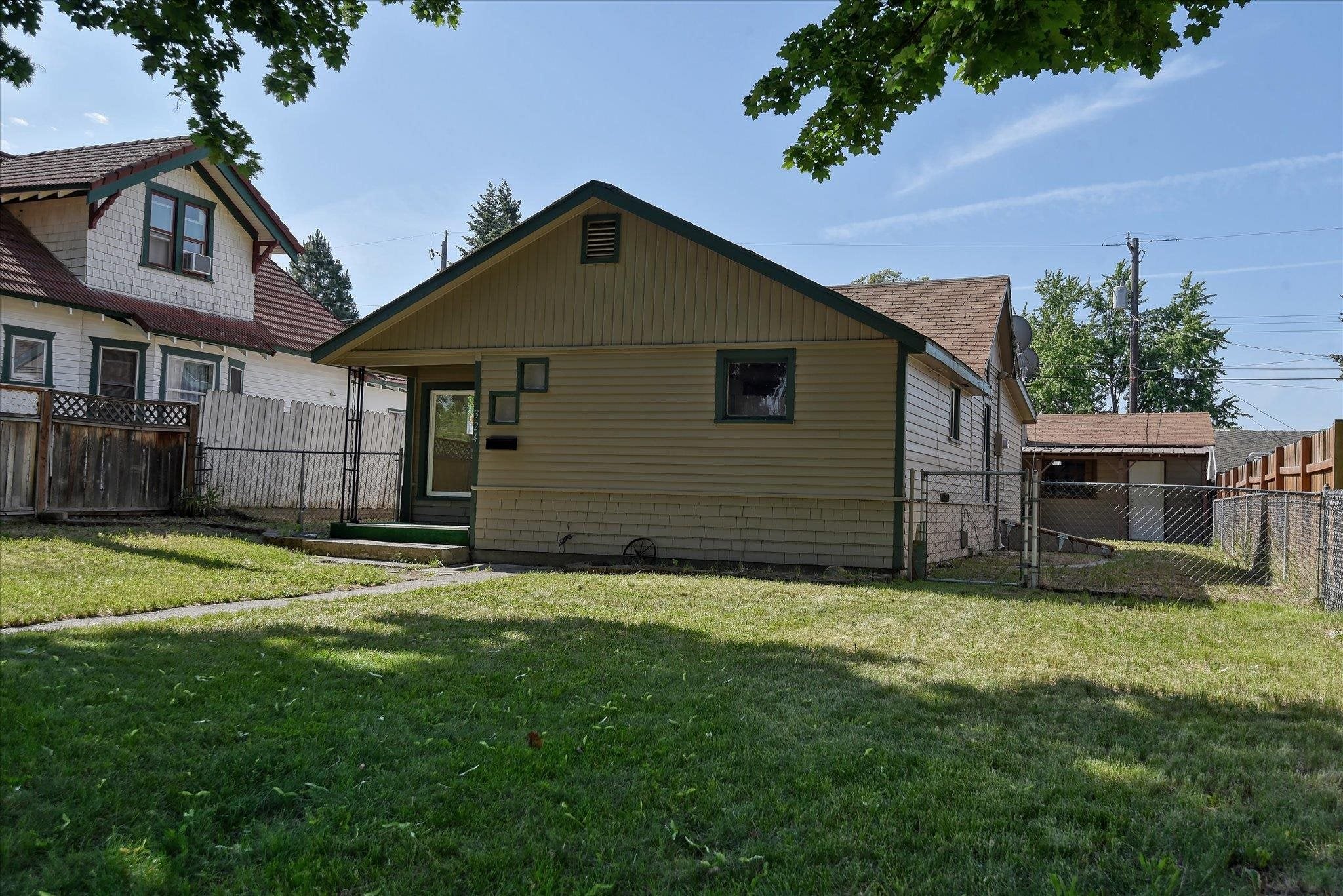 324 E Everett Ave, Spokane, WA 99207 — photo 2