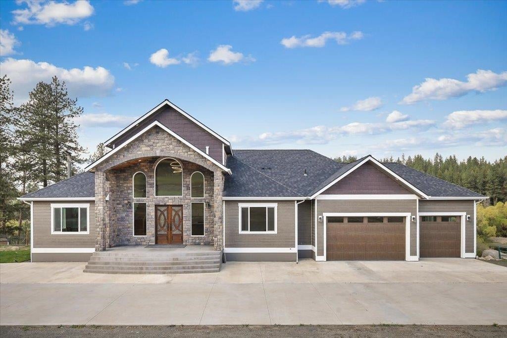 6313 E Bigelow Gulch Rd — photo