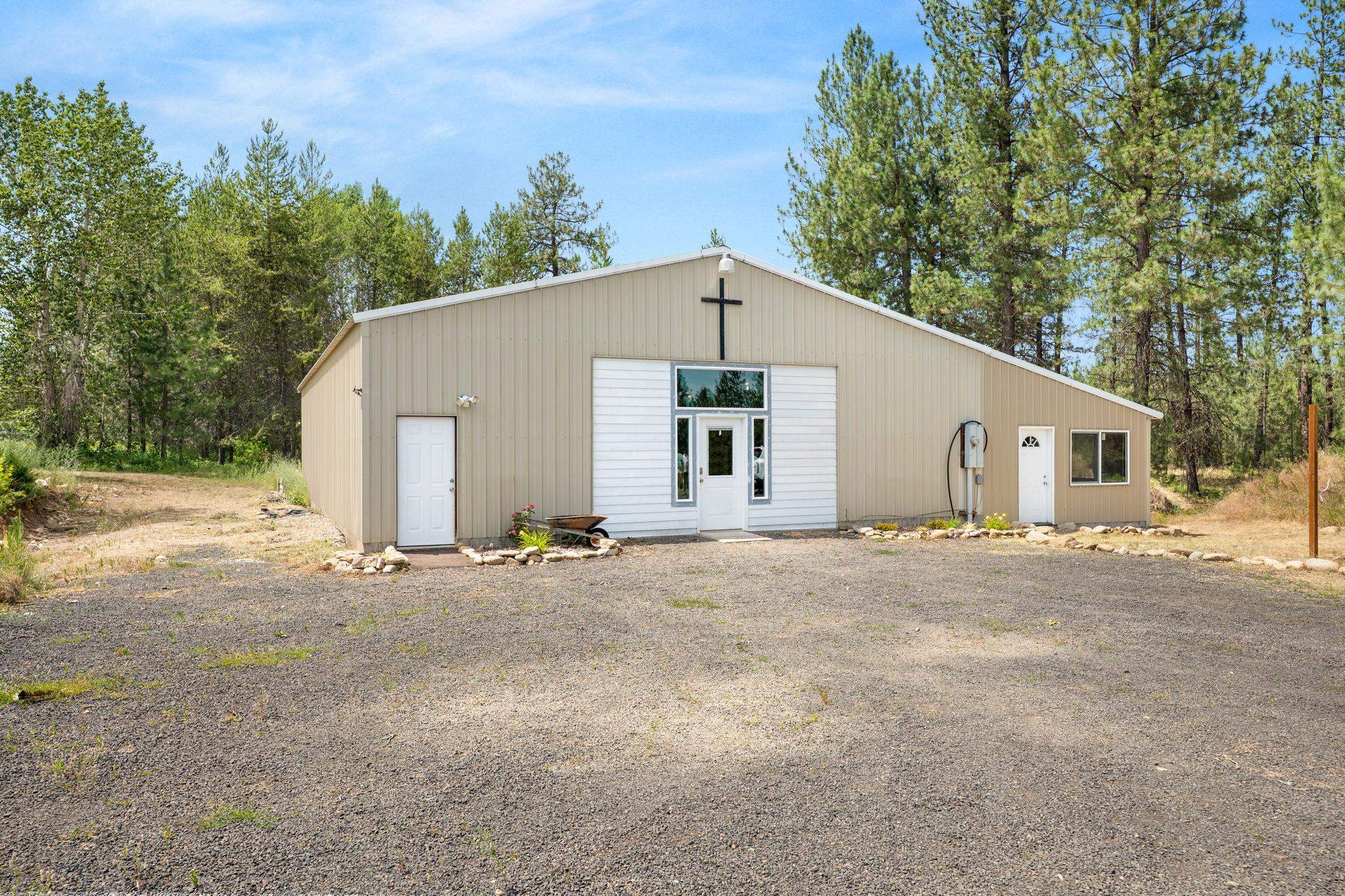 26811 N Yale Rd — photo