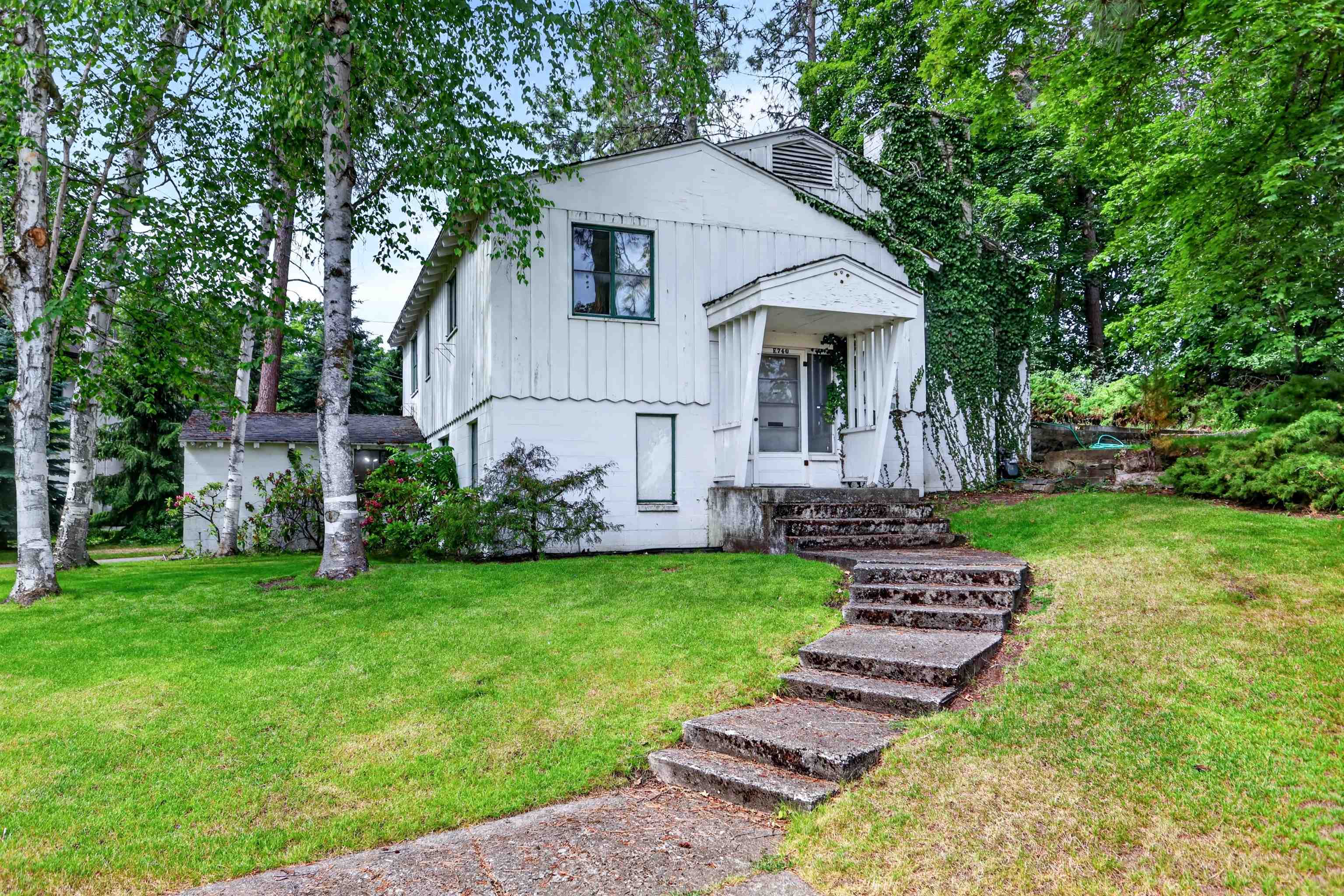 740 E Plateau Rd — photo