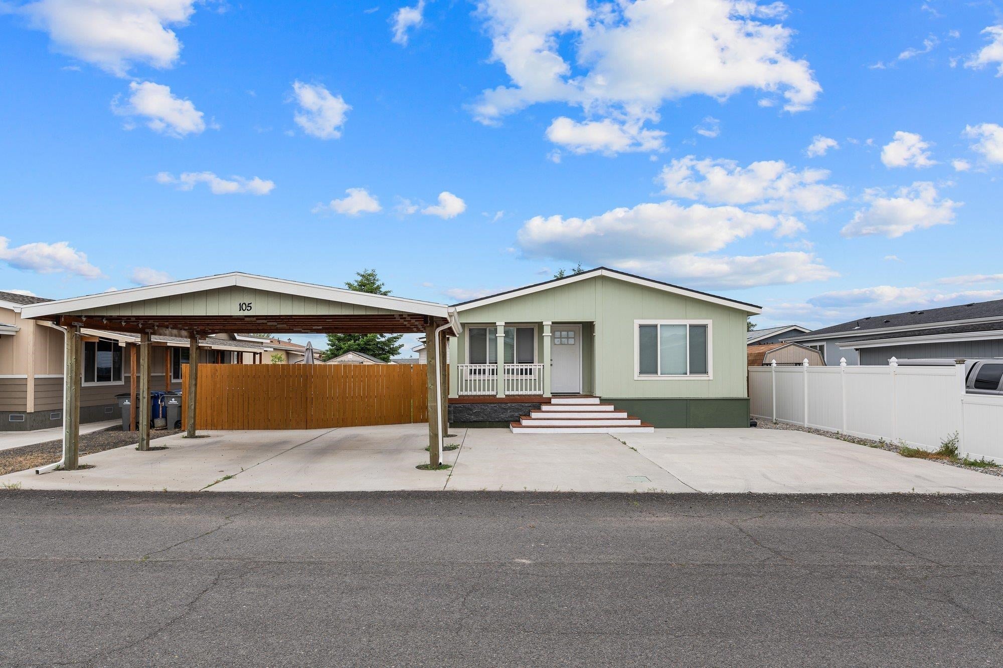 10510 W Richland Rd — photo