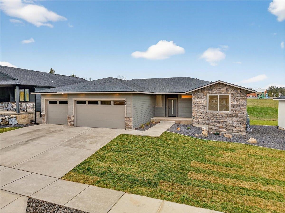 16767 N Wellington Rd — photo