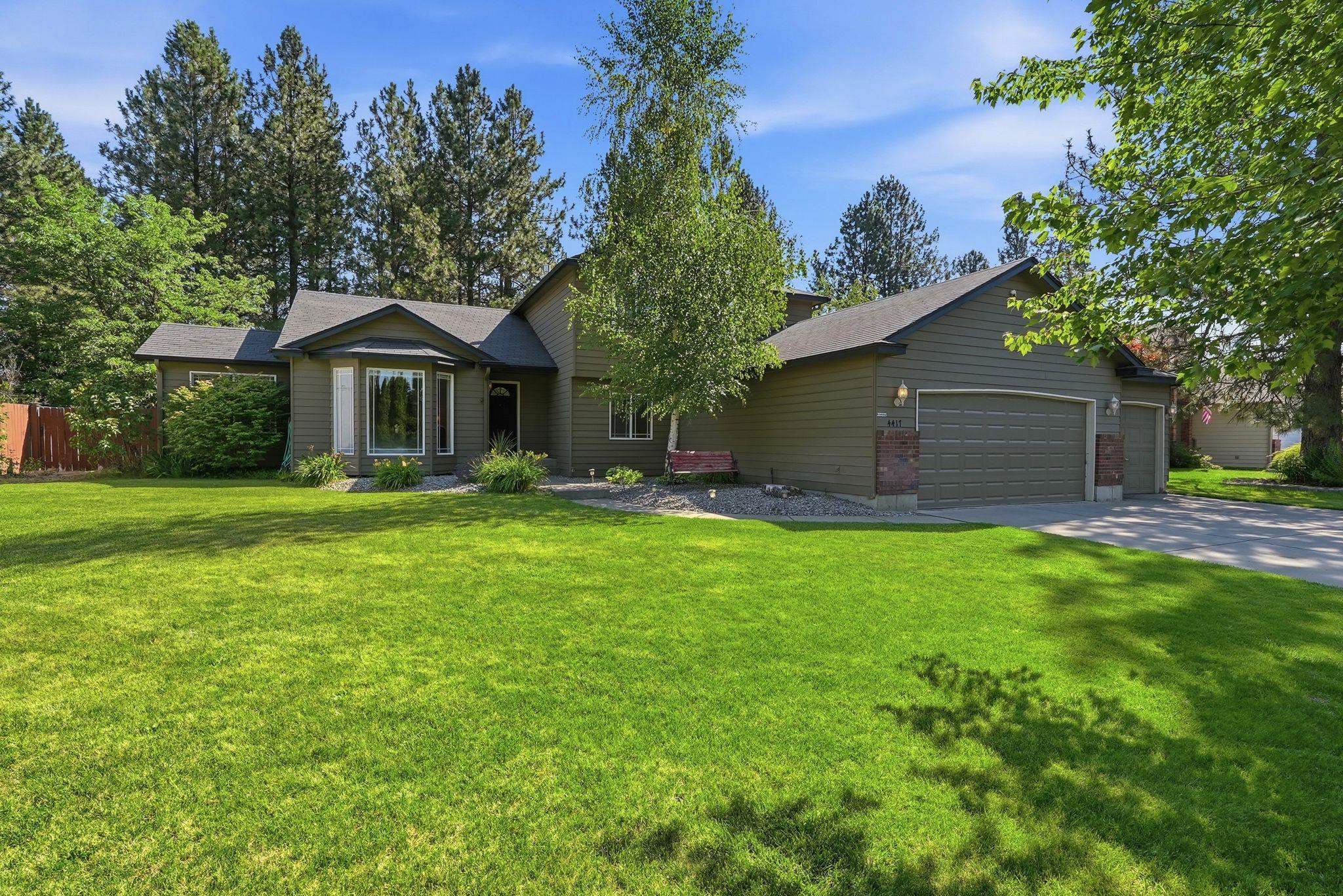 4417 E Woodglen Rd — photo