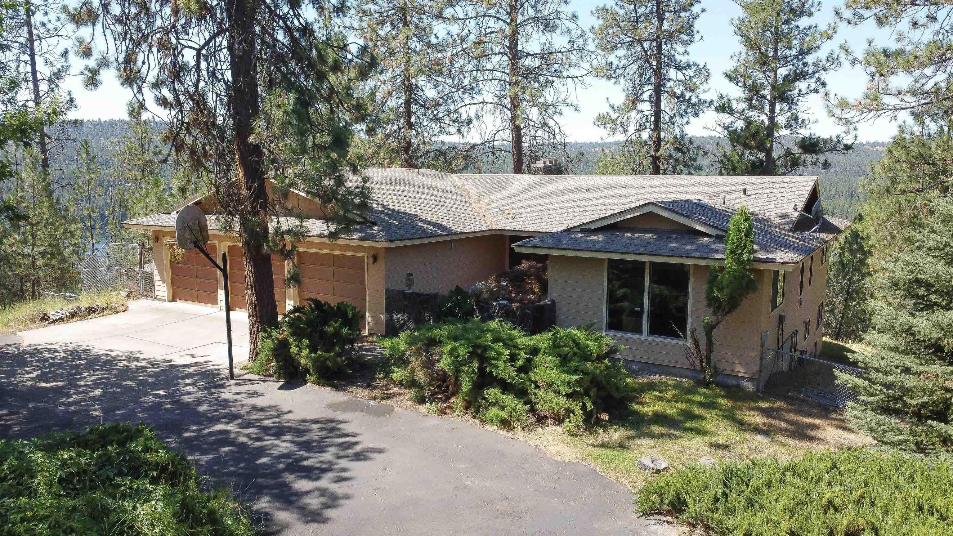 16905 N Mockingbird Ct — photo